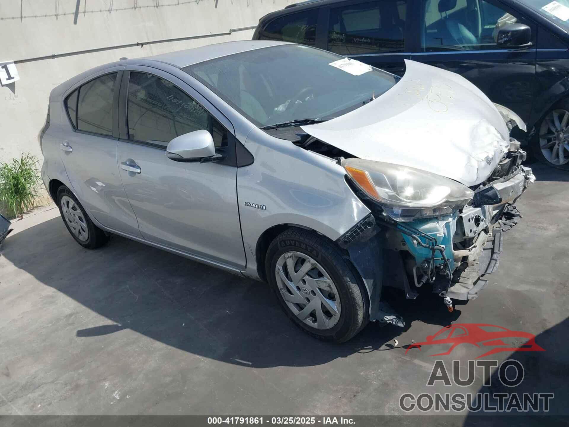 TOYOTA PRIUS C 2016 - JTDKDTB3XG1122990