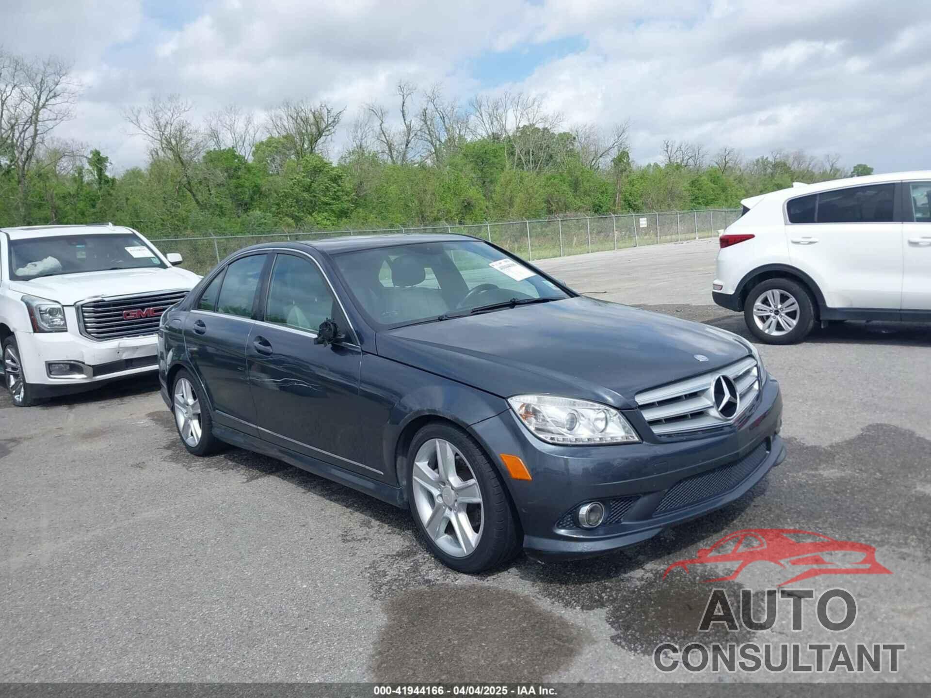 MERCEDES-BENZ C 300 2010 - WDDGF5EB1AR102933