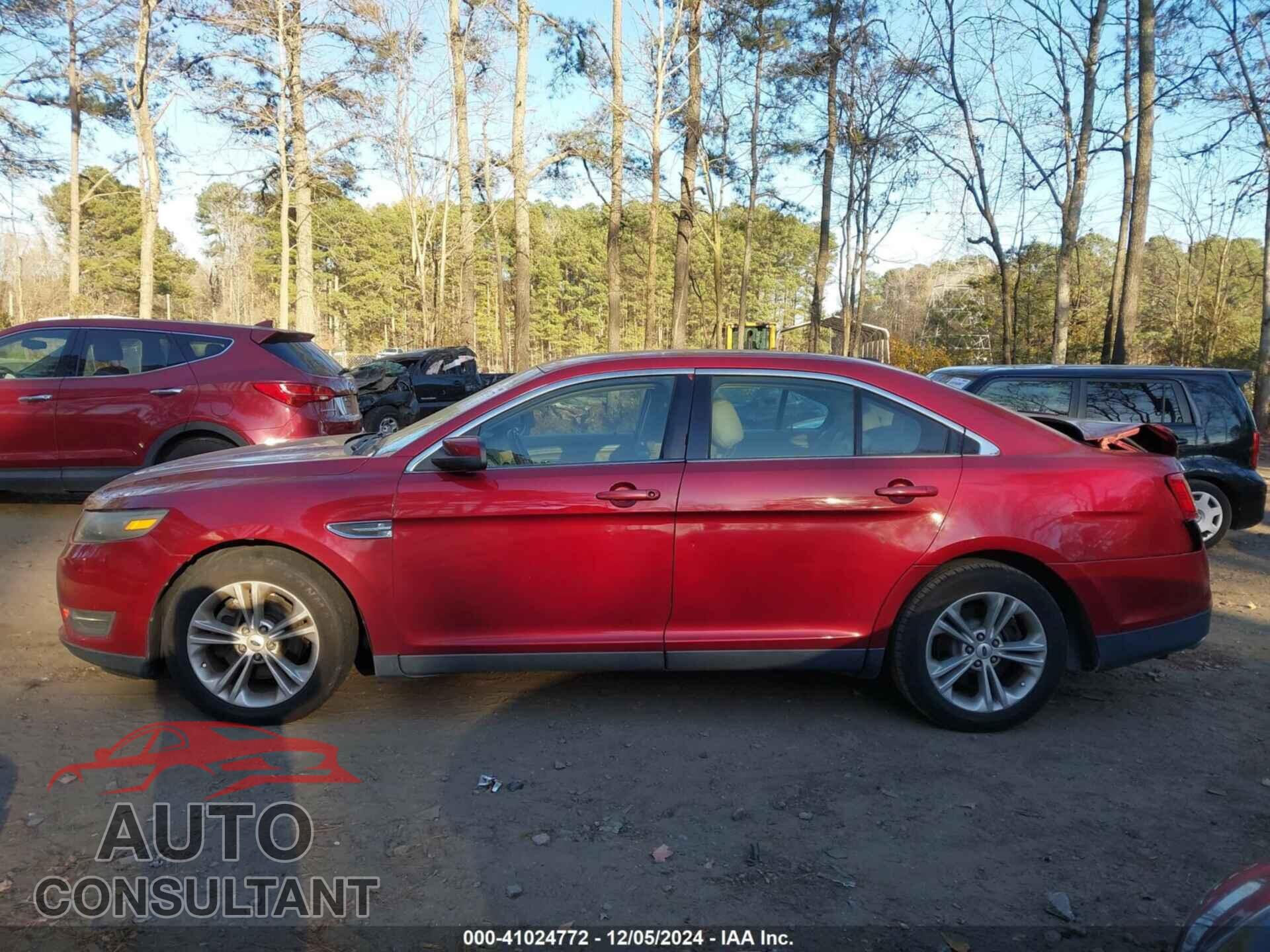 FORD TAURUS 2013 - 1FAHP2E83DG203654