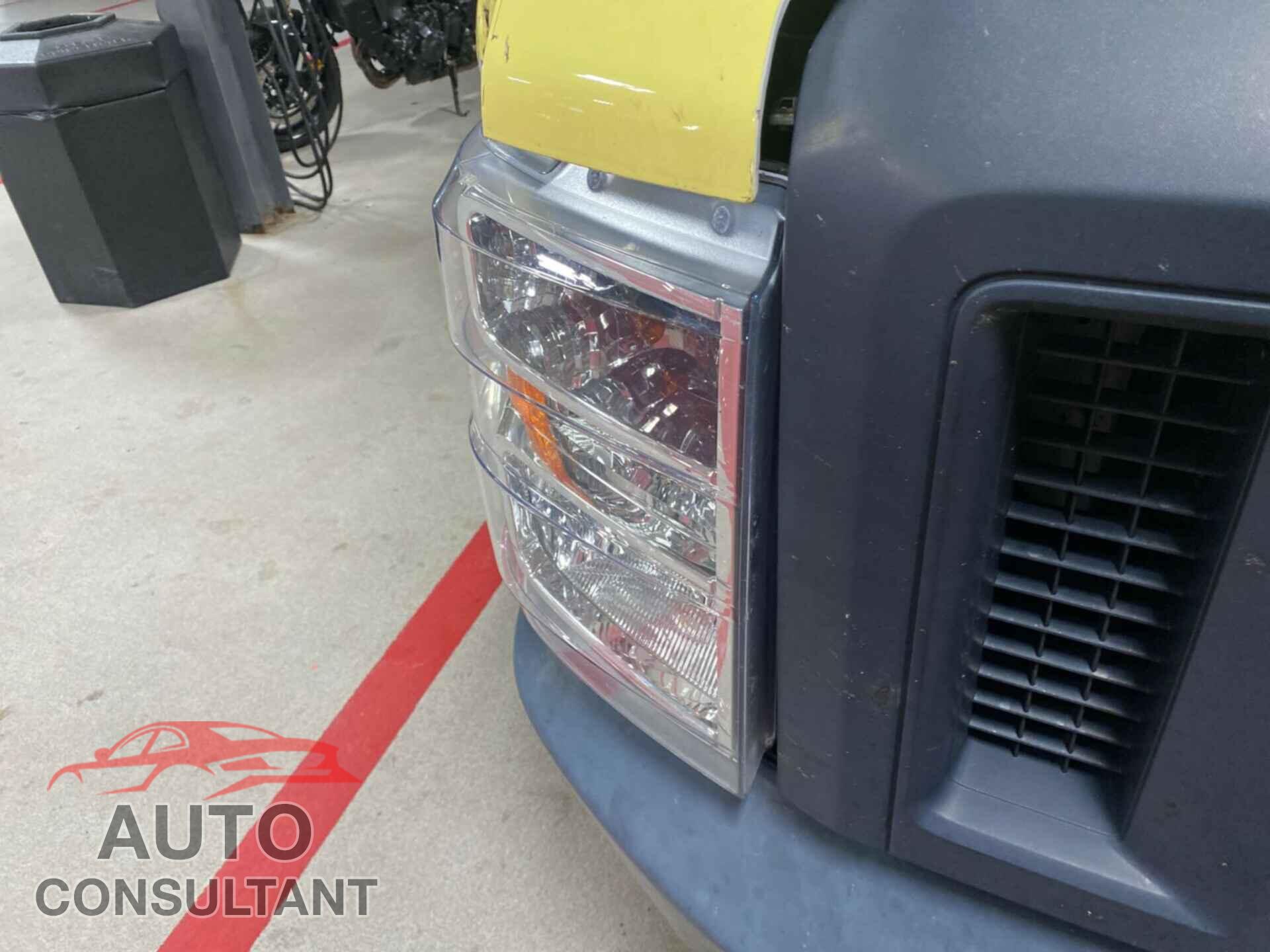 FORD ECONOLINE 2017 - 1FDXE4FS0HDC72242