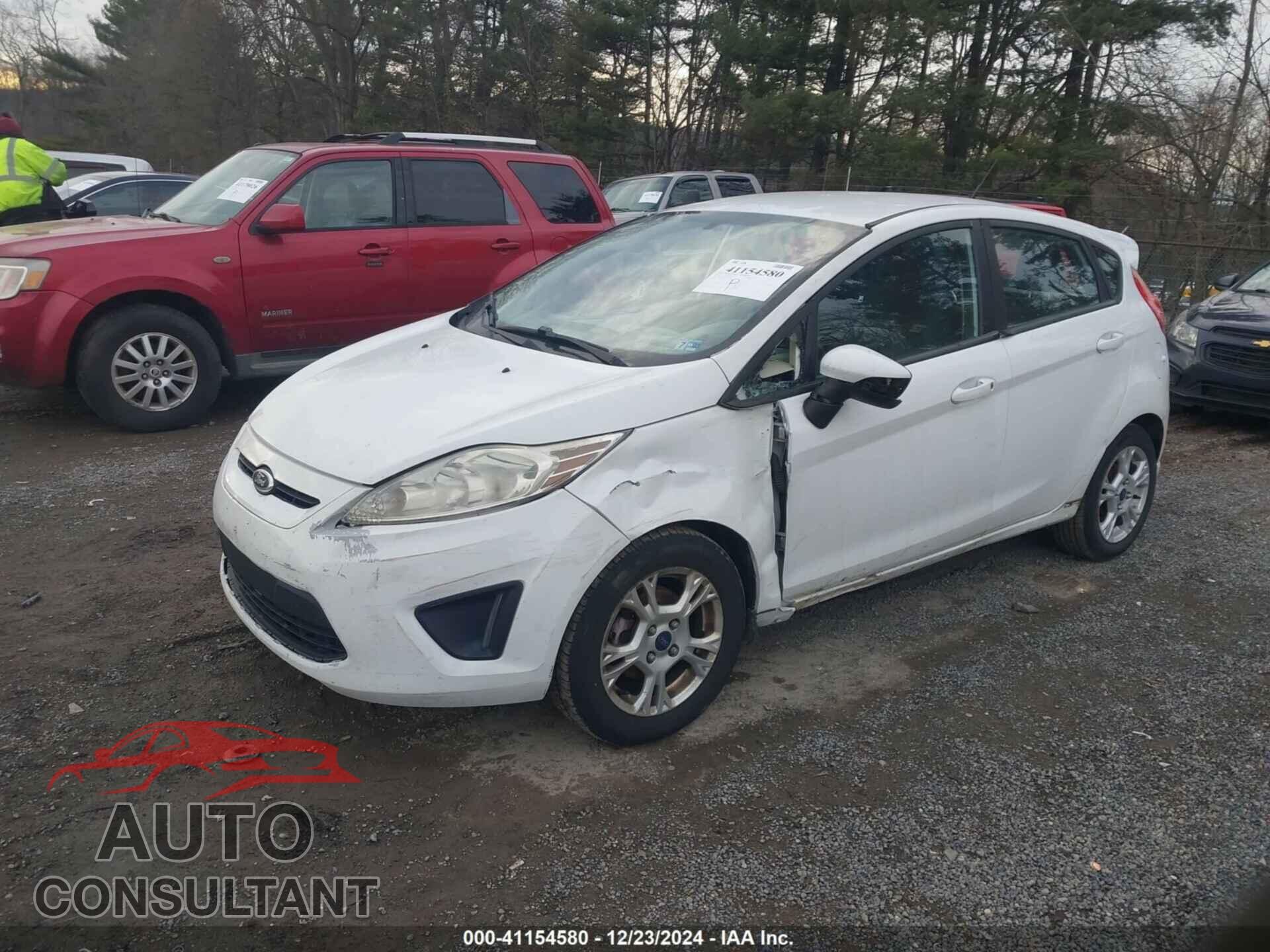 FORD FIESTA 2013 - 3FADP4EJ4DM142897