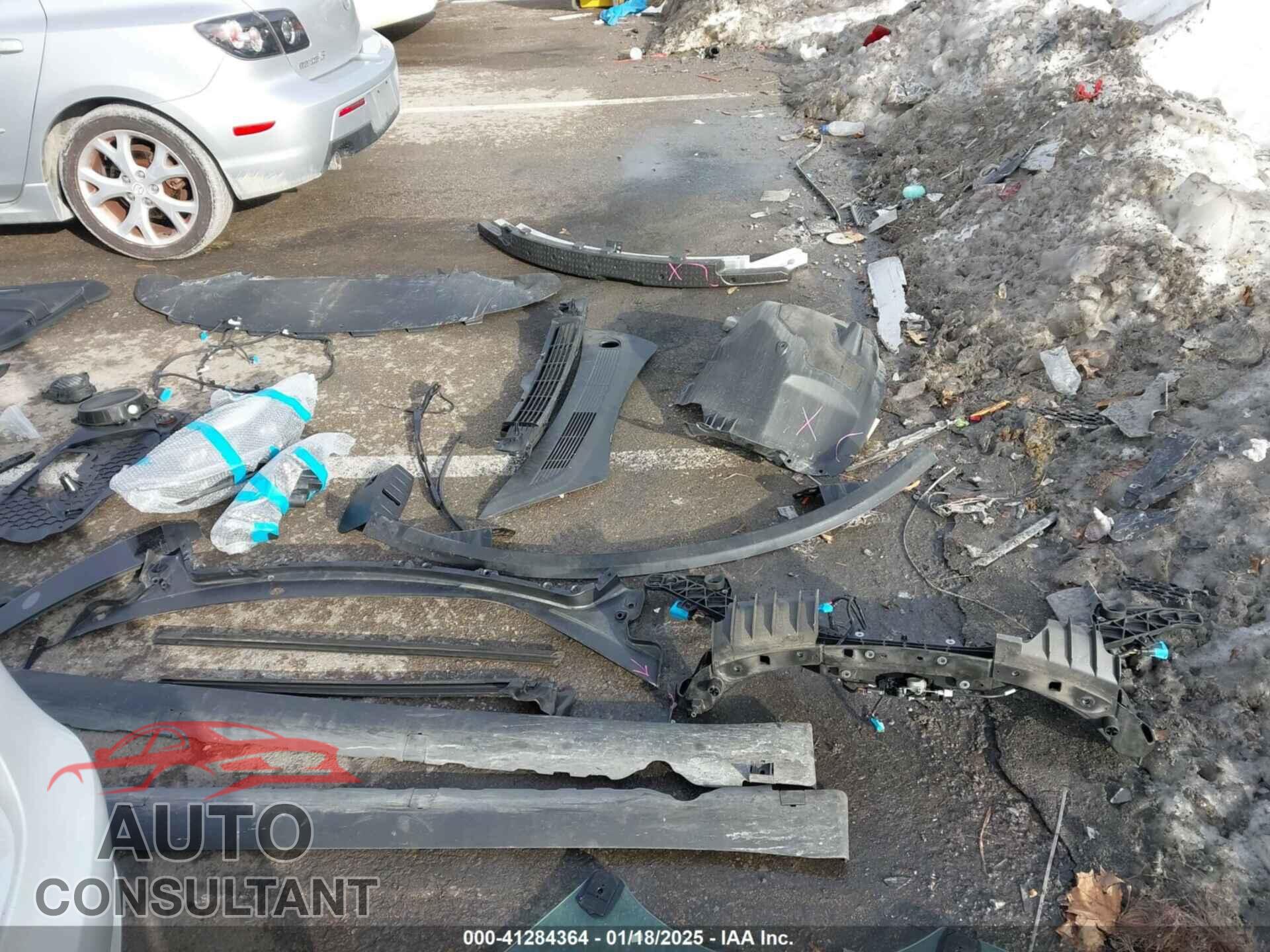 TESLA MODEL 3 2023 - 5YJ3E1EA4PF701092
