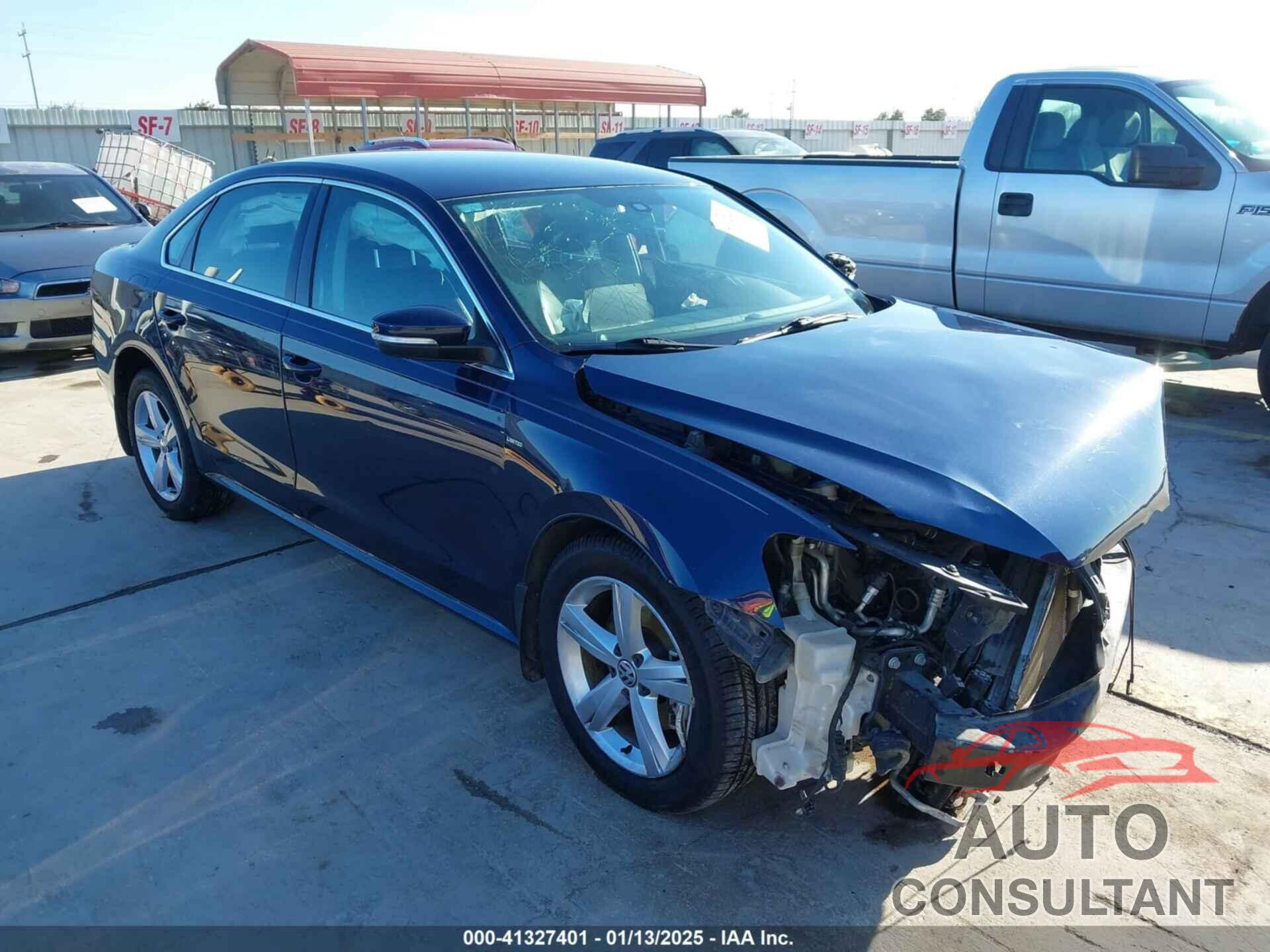 VOLKSWAGEN PASSAT 2015 - 1VWAS7A36FC101631