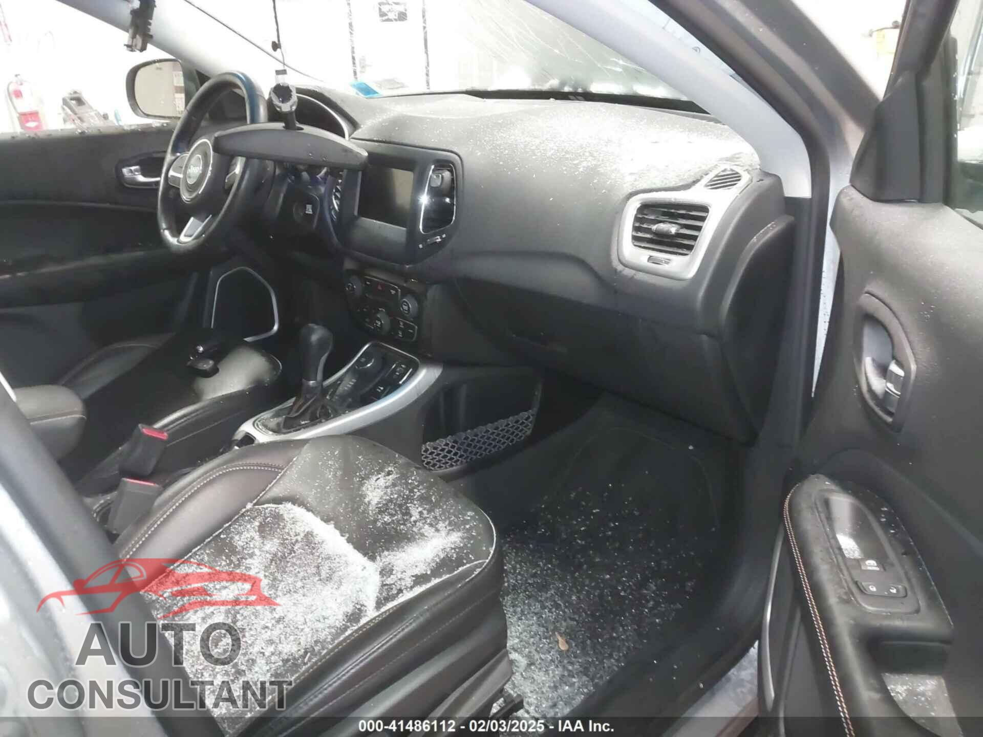 JEEP COMPASS 2020 - 3C4NJDBB1LT155169