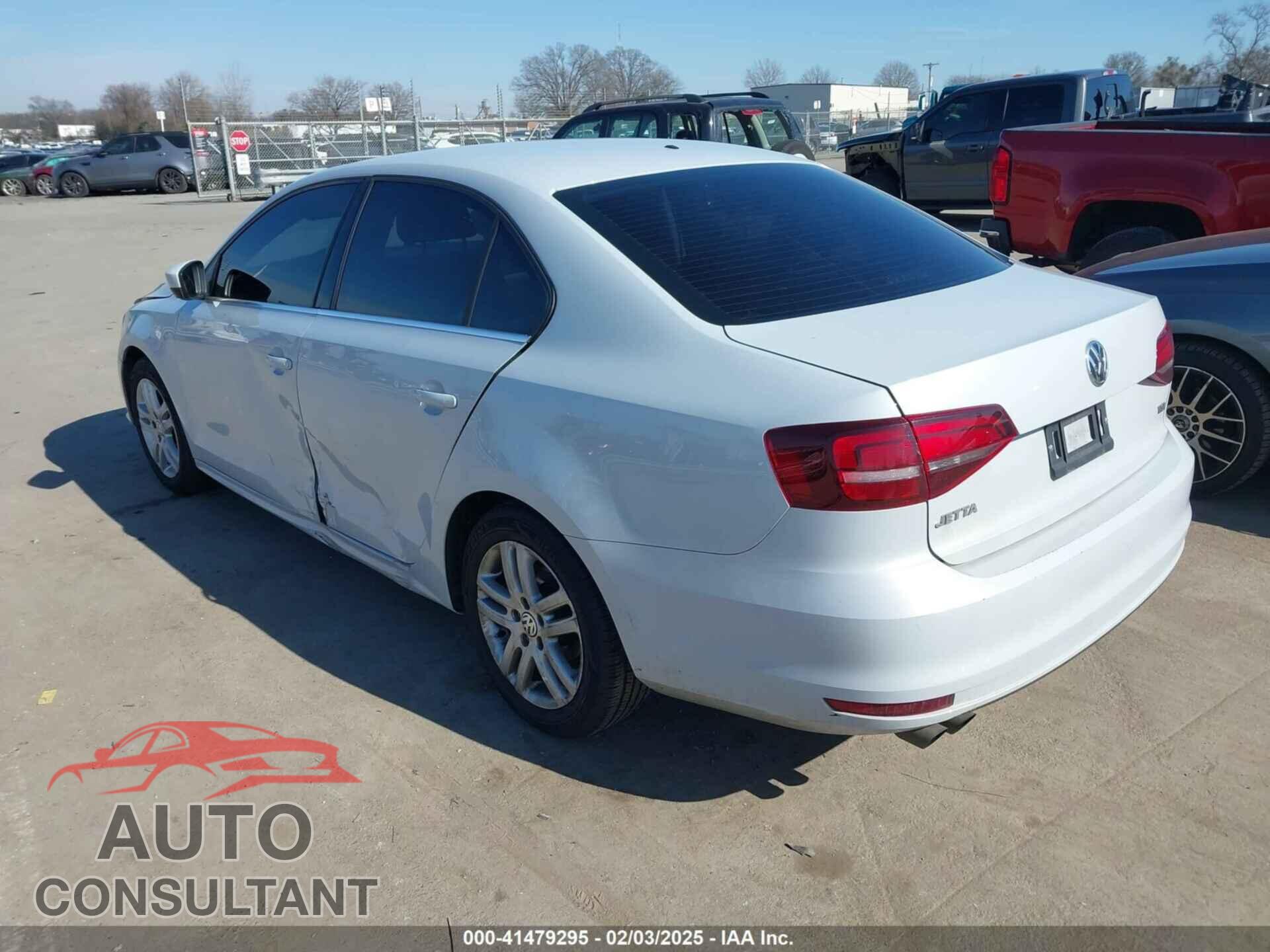 VOLKSWAGEN JETTA 2017 - 3VW2B7AJ4HM284841