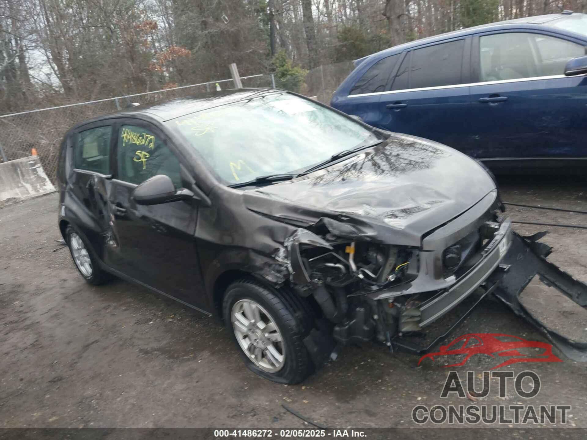 CHEVROLET SONIC 2015 - 1G1JC6SH0F4150220