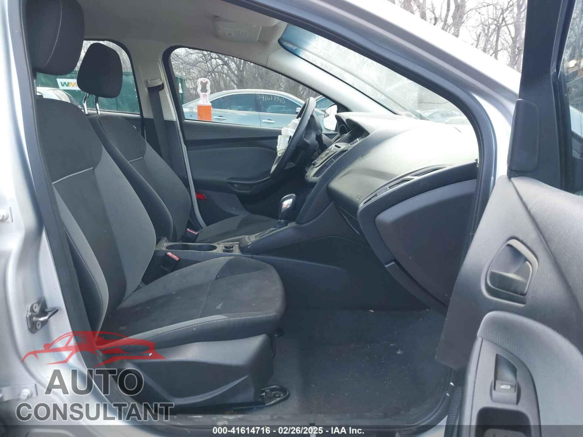 FORD FOCUS 2012 - 1FAHP3E20CL227272