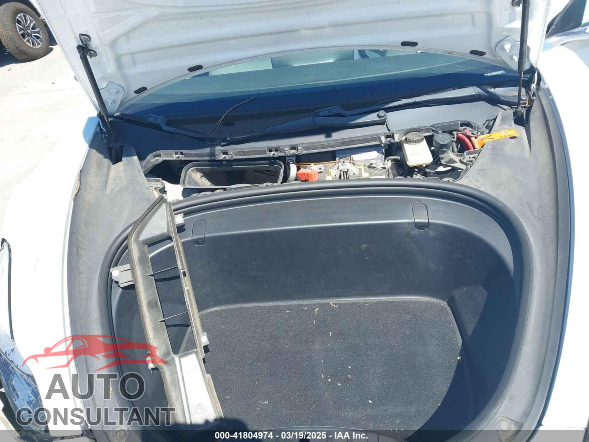 TESLA MODEL 3 2019 - 5YJ3E1EA4KF323767