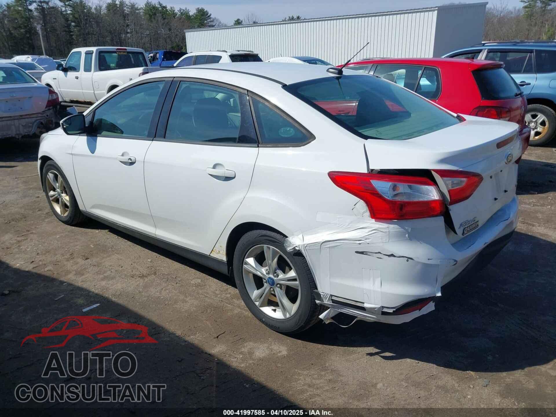 FORD FOCUS 2013 - 1FADP3F28DL274208