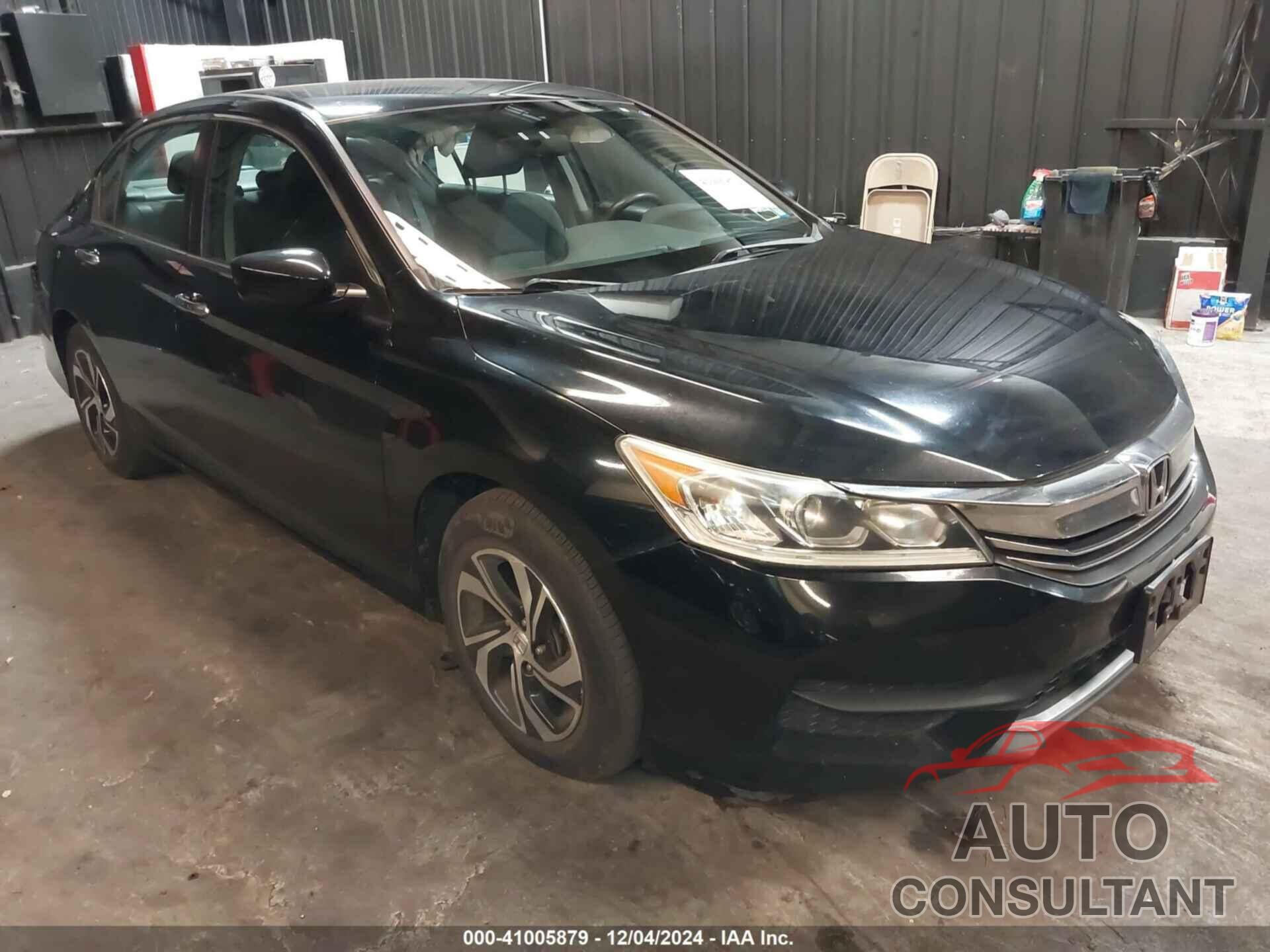 HONDA ACCORD 2017 - 1HGCR2F33HA156878