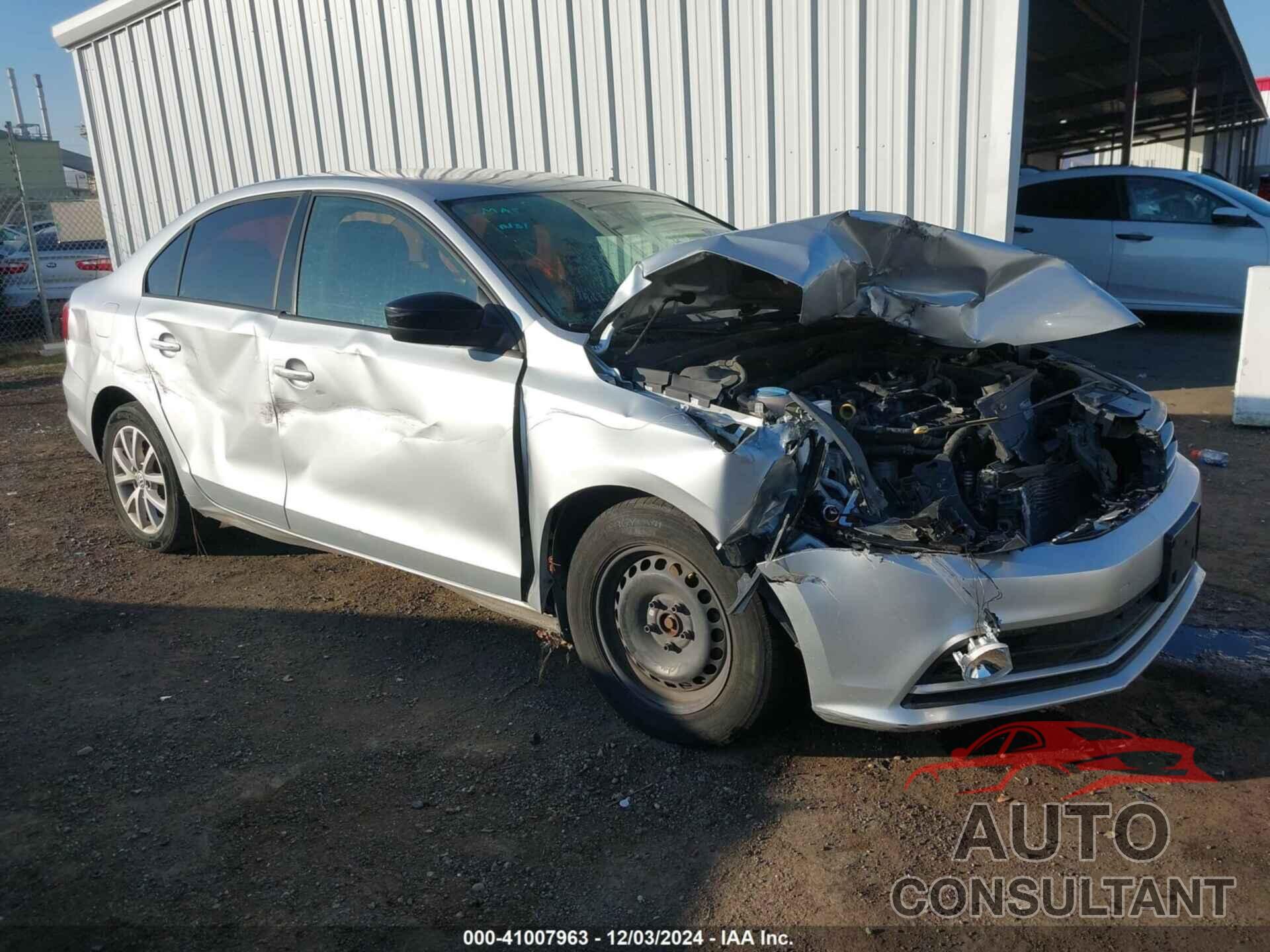 VOLKSWAGEN JETTA 2015 - 3VWD17AJ6FM257858
