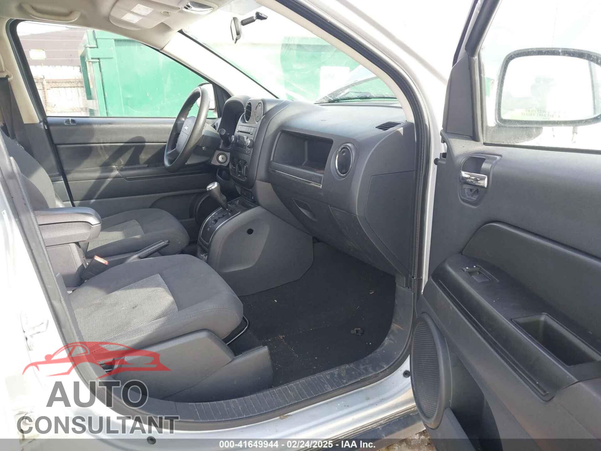 JEEP COMPASS 2009 - 1J4FT47B39D123520
