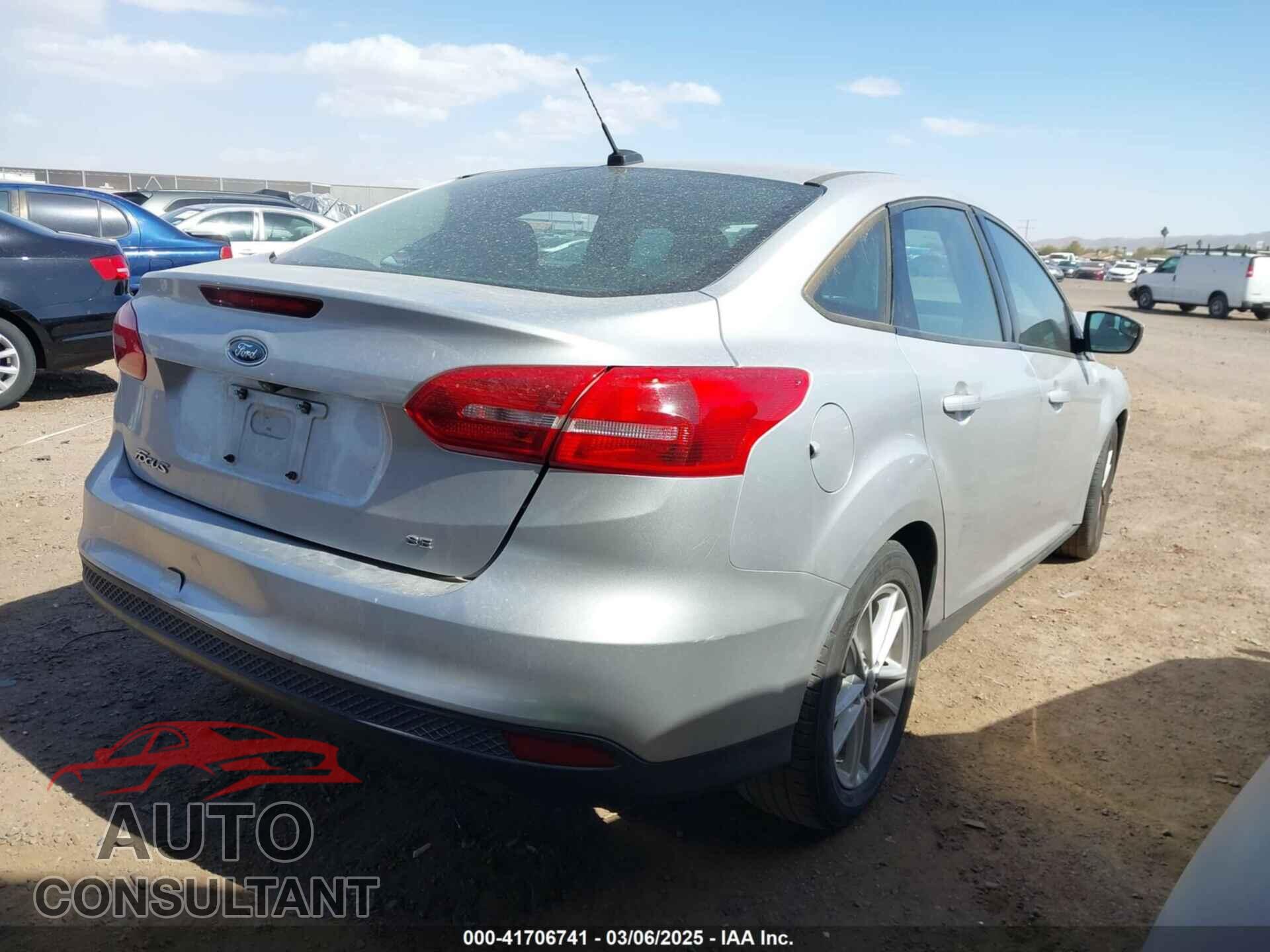FORD FOCUS 2017 - 1FADP3F28HL246723