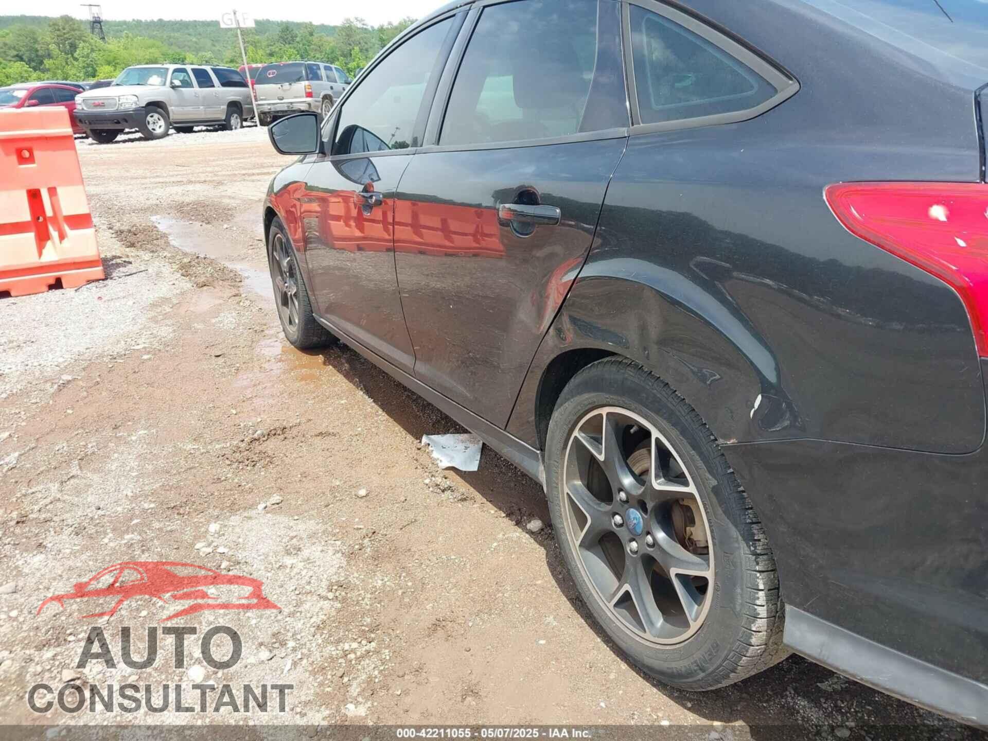 FORD FOCUS 2012 - 1FAHP3F25CL365601