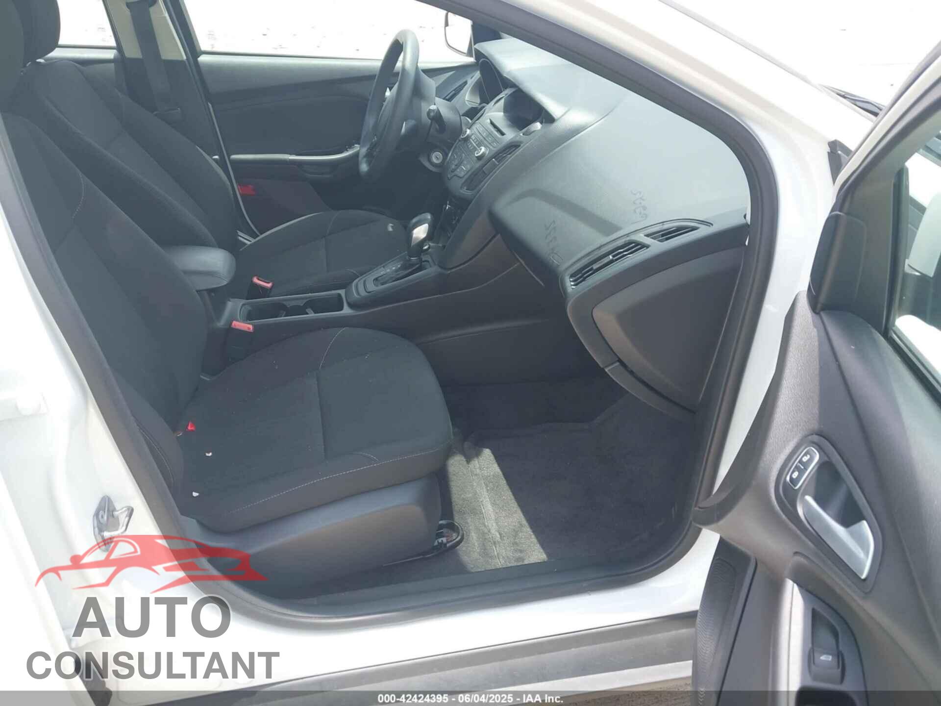 FORD FOCUS 2017 - 1FADP3F20HL244335