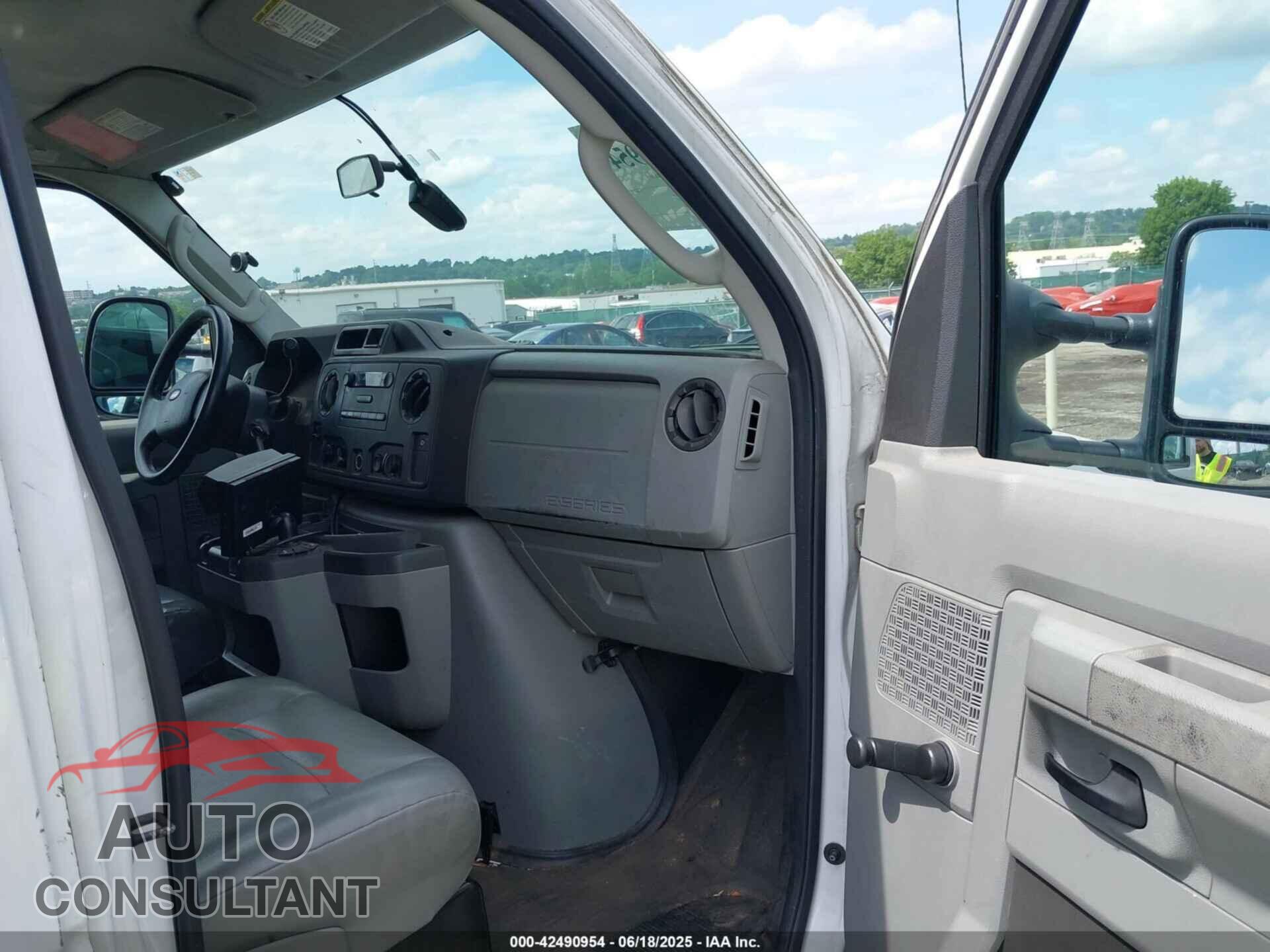 FORD E-350 SUPER DUTY 2012 - 1FTSS3EL9CDA36029