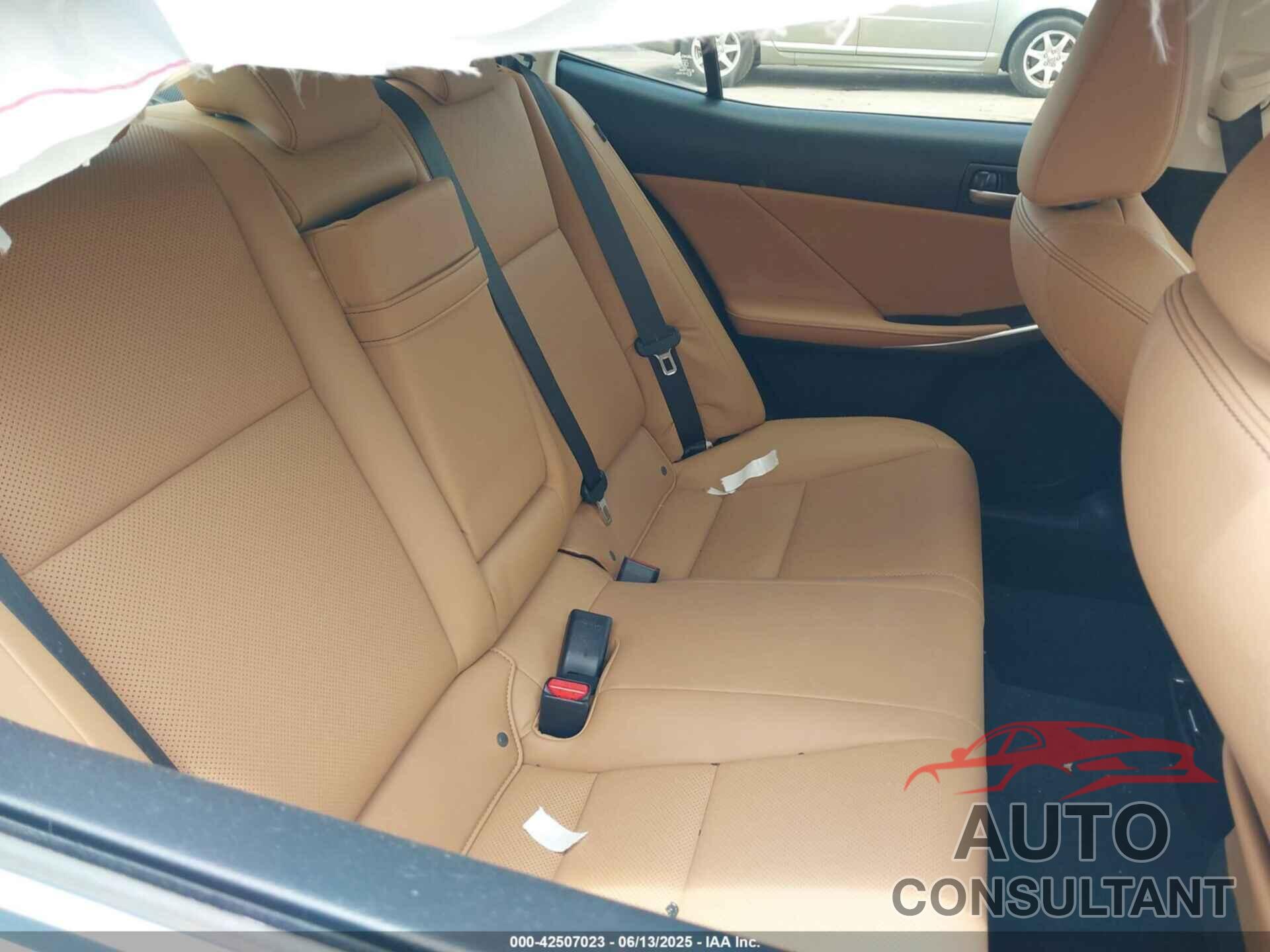 LEXUS IS 200T 2017 - JTHBA1D27H5055310