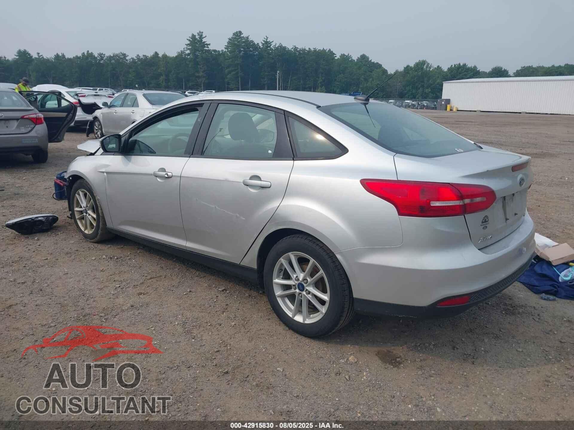 FORD FOCUS 2017 - 1FADP3F25HL345127