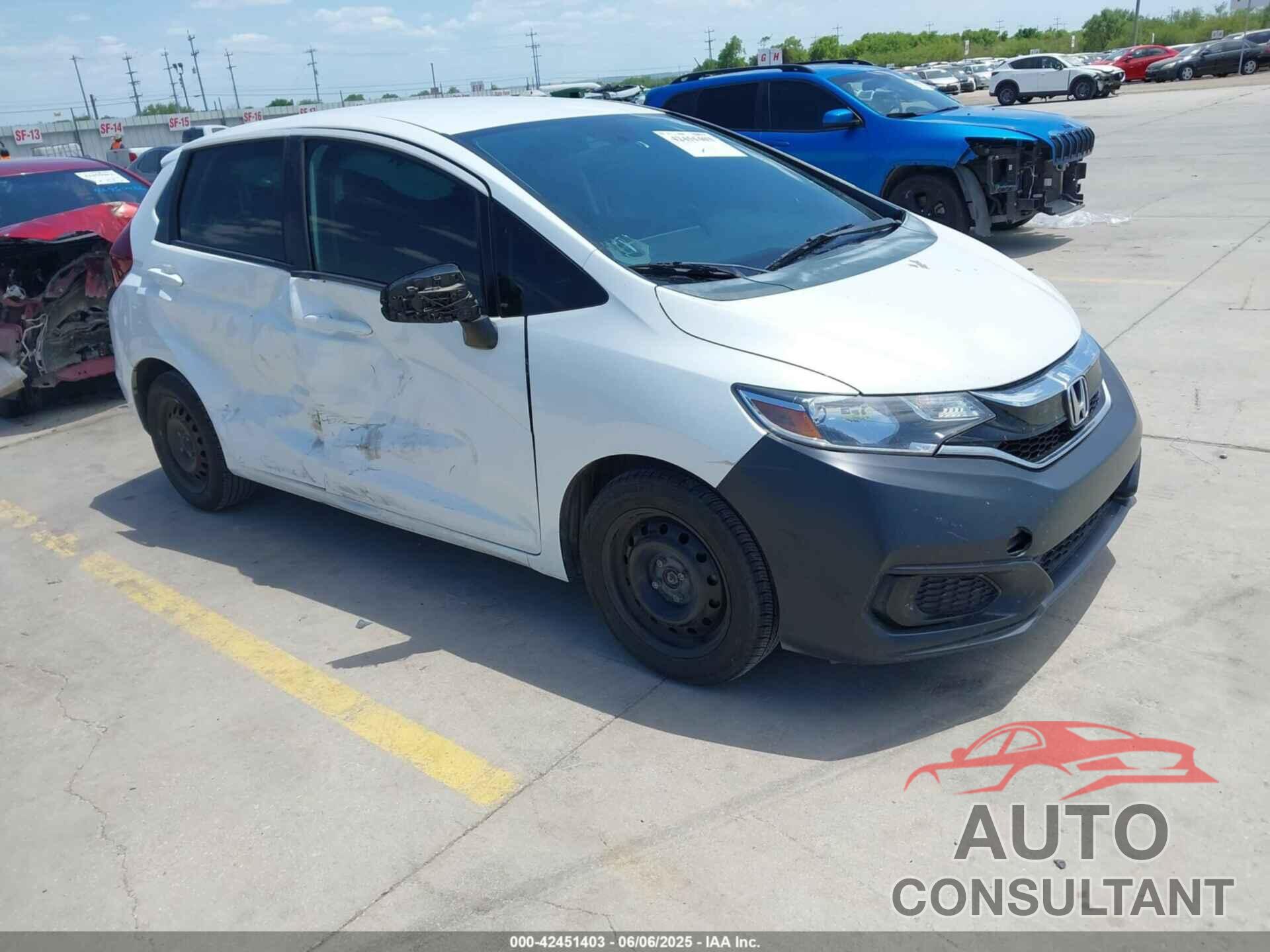 HONDA FIT 2018 - 3HGGK5H40JM730410