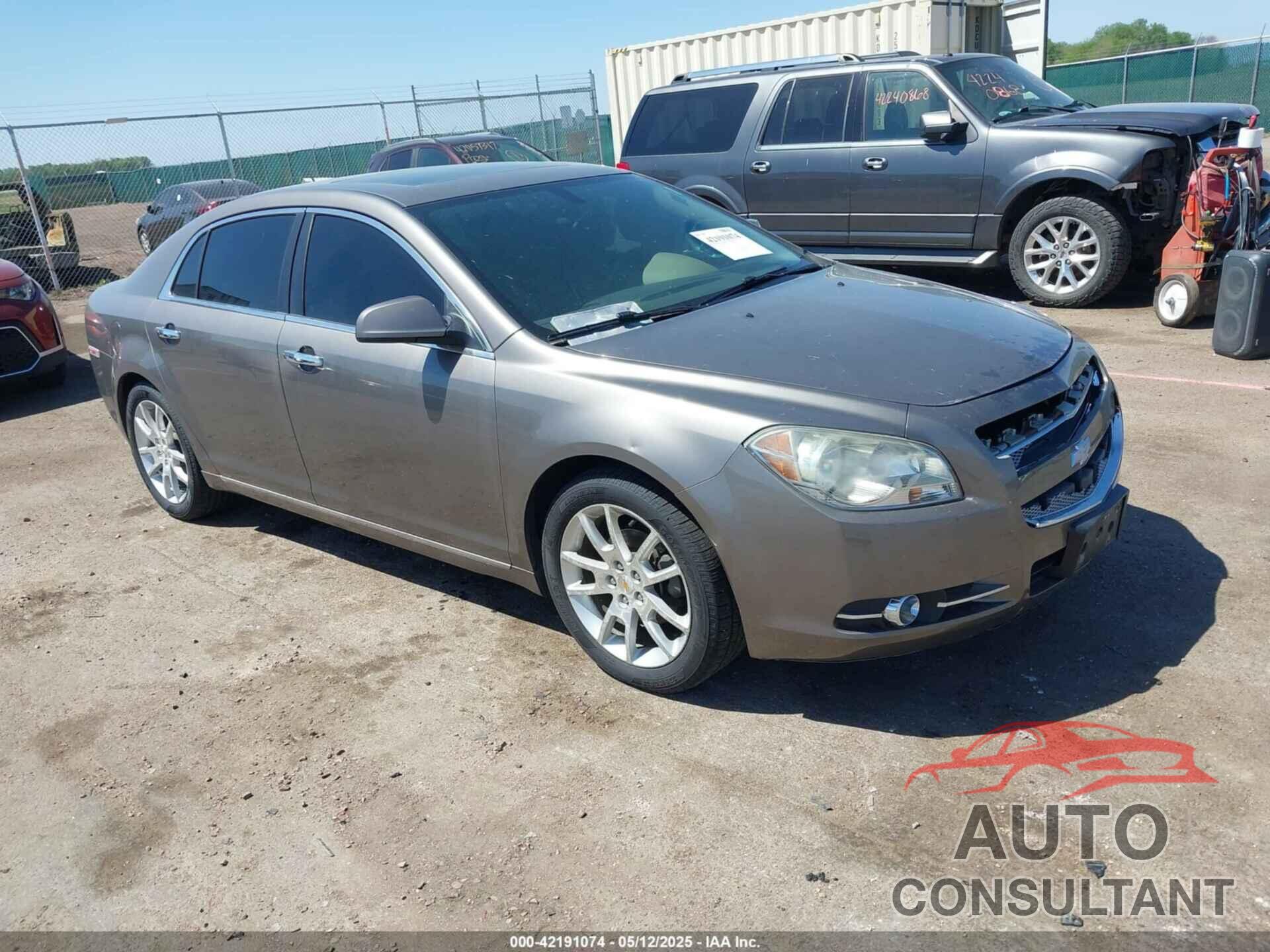 CHEVROLET MALIBU 2010 - 1G1ZE5EB7A4147323