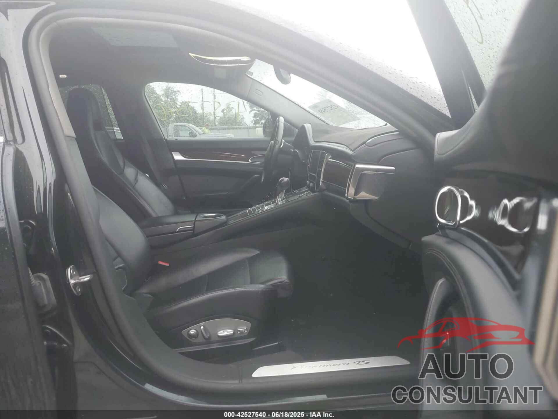 PORSCHE PANAMERA 2010 - WP0AB2A75AL061219