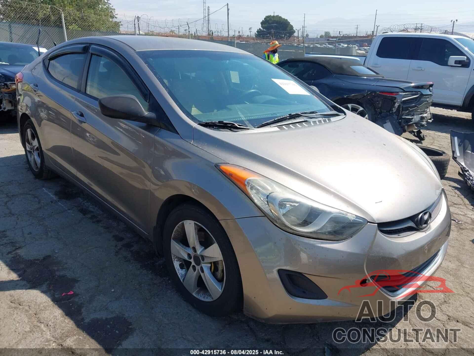HYUNDAI ELANTRA 2013 - 5NPDH4AE0DH423147