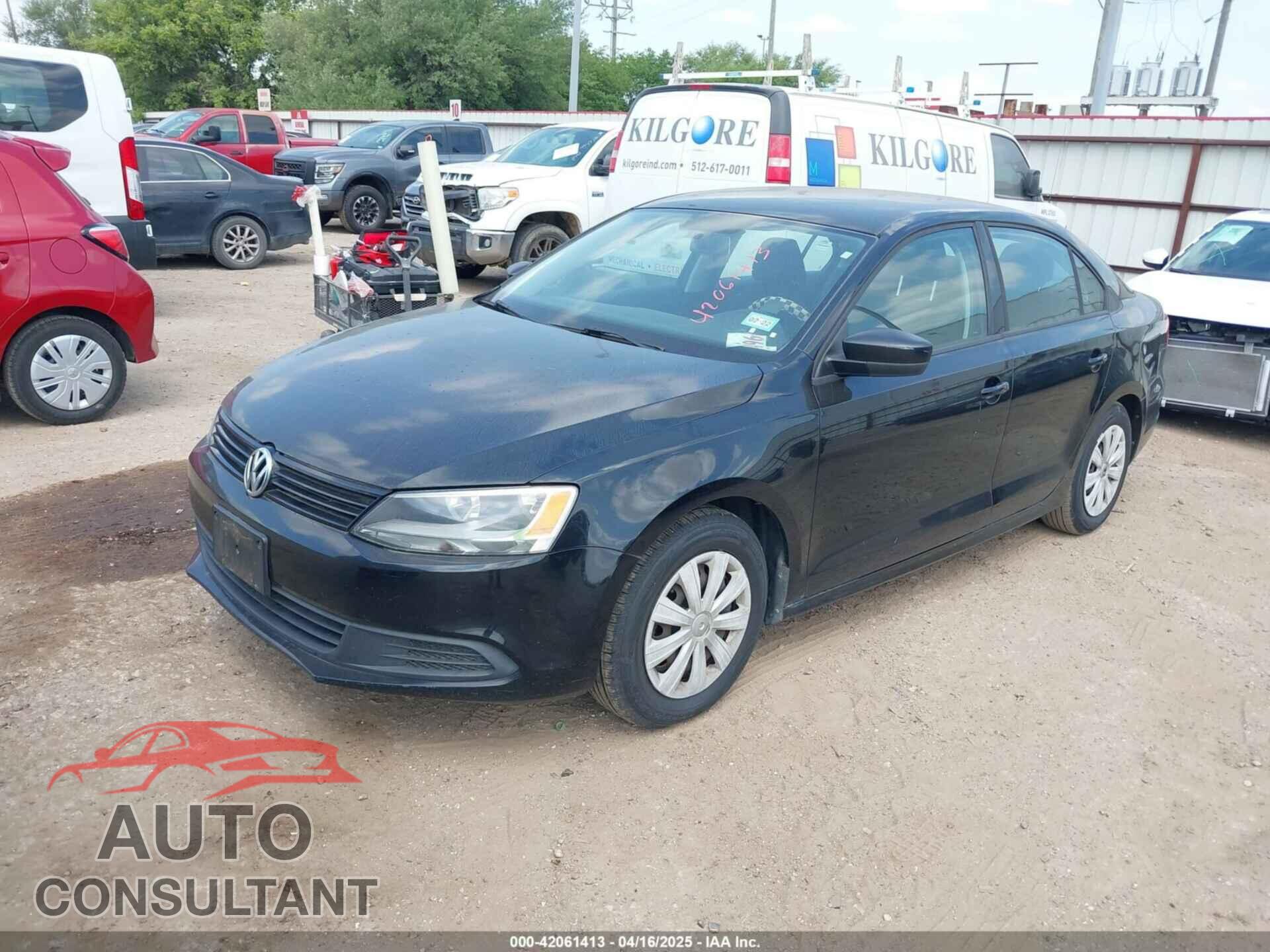 VOLKSWAGEN JETTA 2014 - 3VW2K7AJ8EM384176