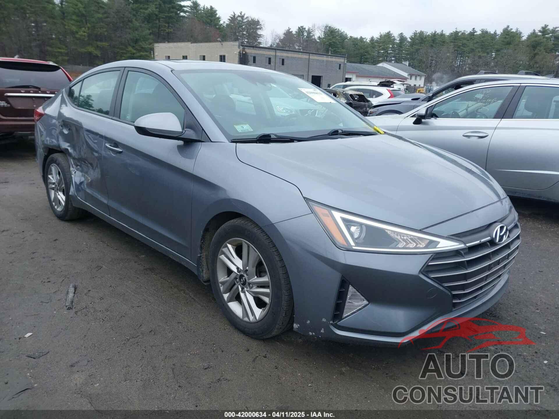 HYUNDAI ELANTRA 2019 - KMHD84LF8KU877893