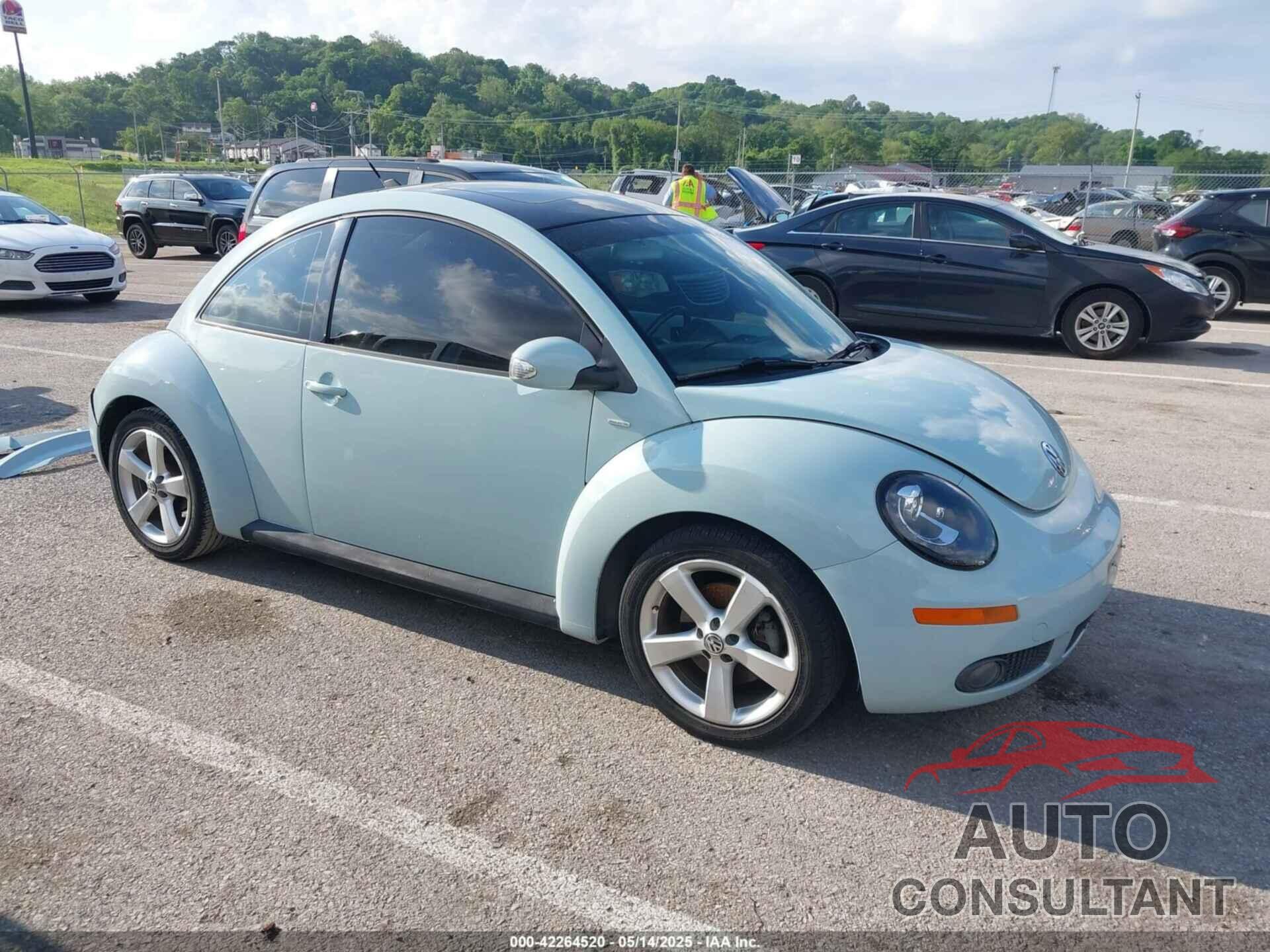 VOLKSWAGEN NEW BEETLE 2010 - 3VWRW3AG0AM036785
