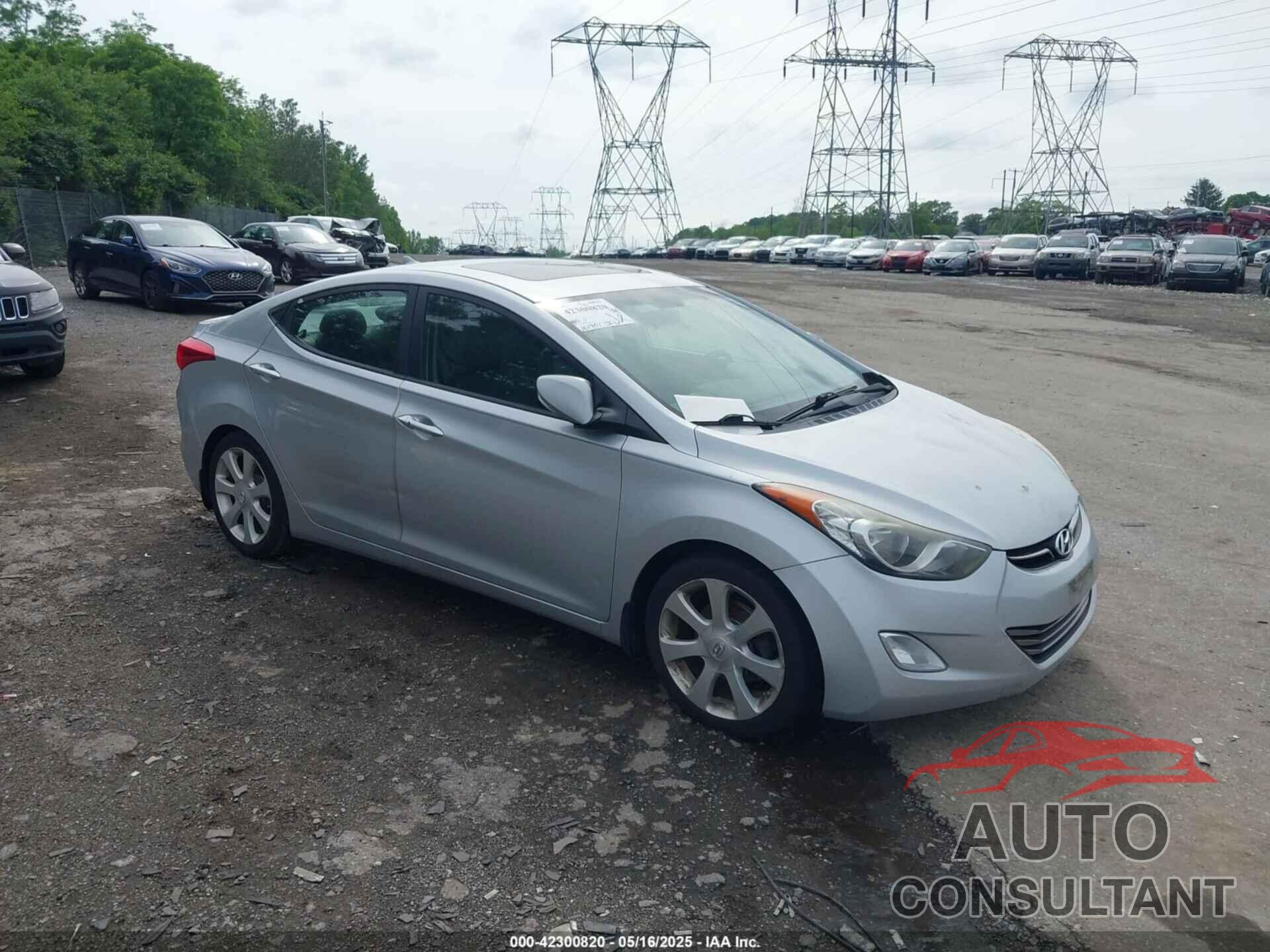HYUNDAI ELANTRA 2013 - 5NPDH4AE2DH401585