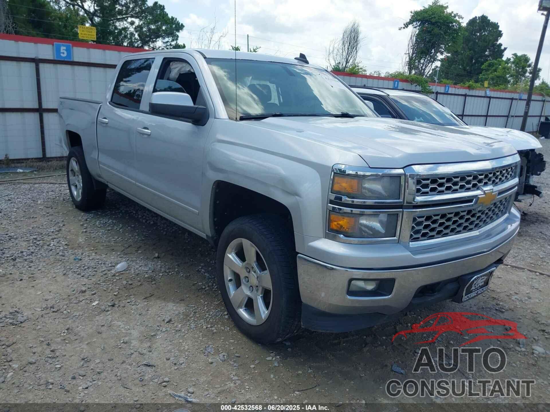 CHEVROLET SILVERADO 1500 2015 - 3GCUKREC4FG306724