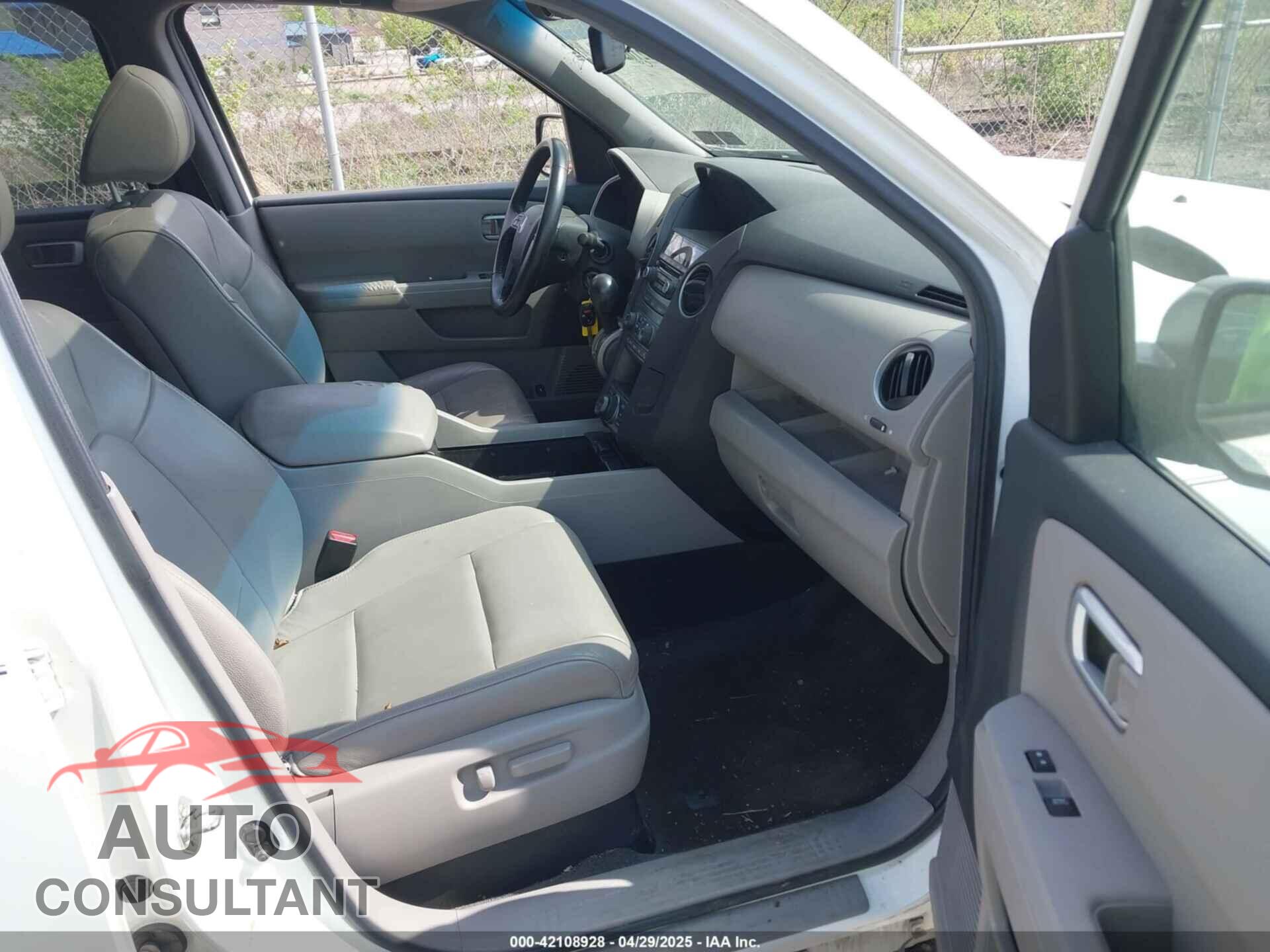 HONDA PILOT 2012 - 5FNYF4H79CB064960