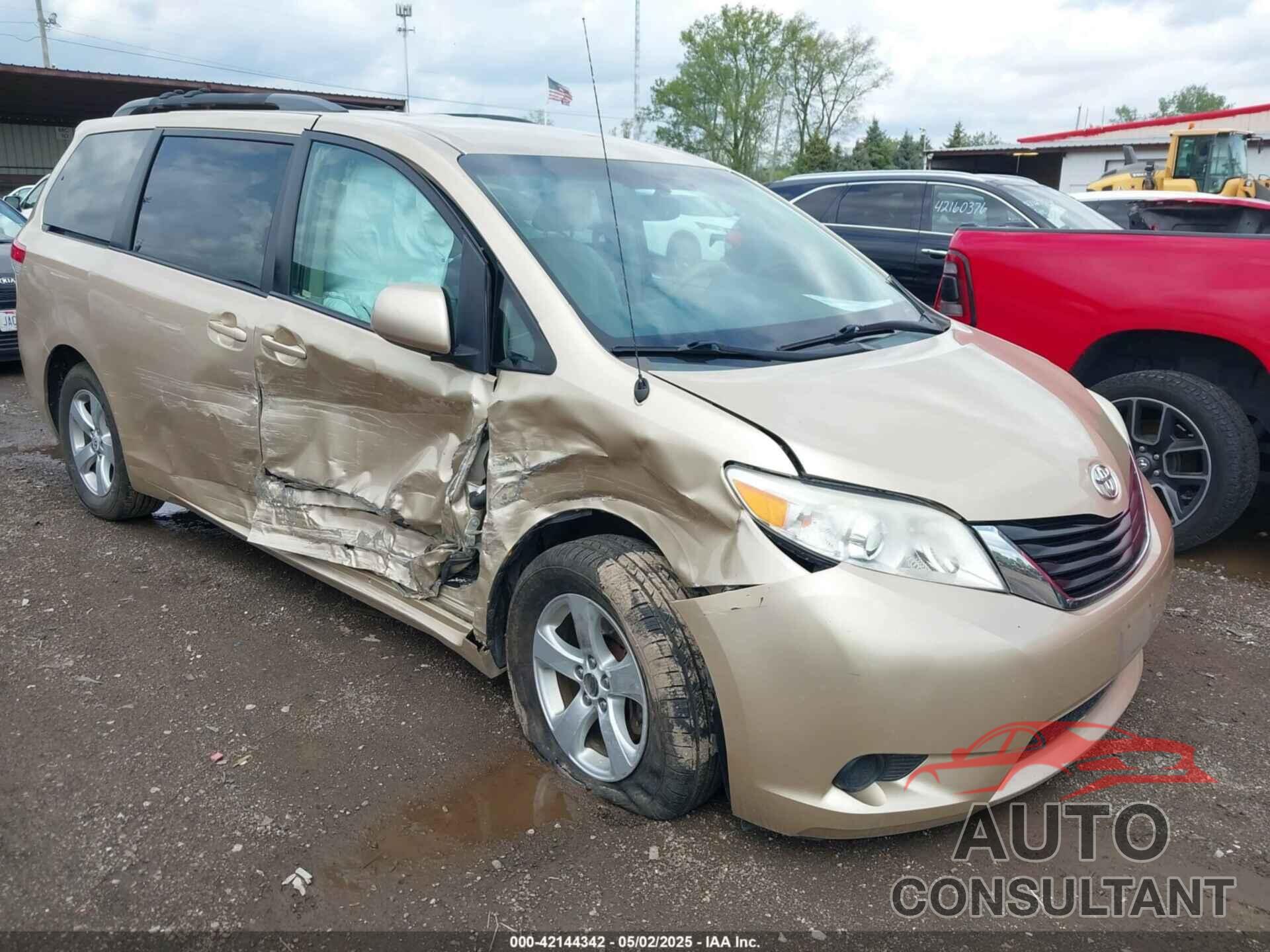 TOYOTA SIENNA 2012 - 5TDKK3DC0CS212536
