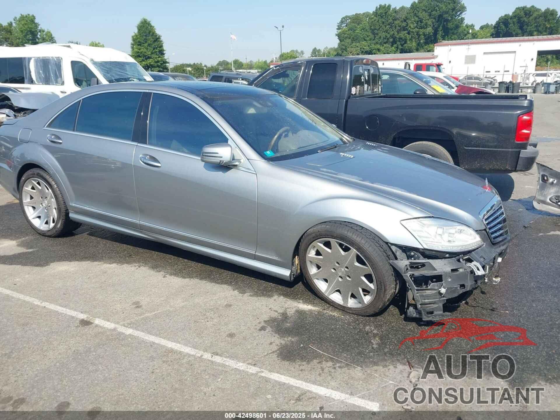 MERCEDES-BENZ S 550 2013 - WDDNG7DB3DA493412