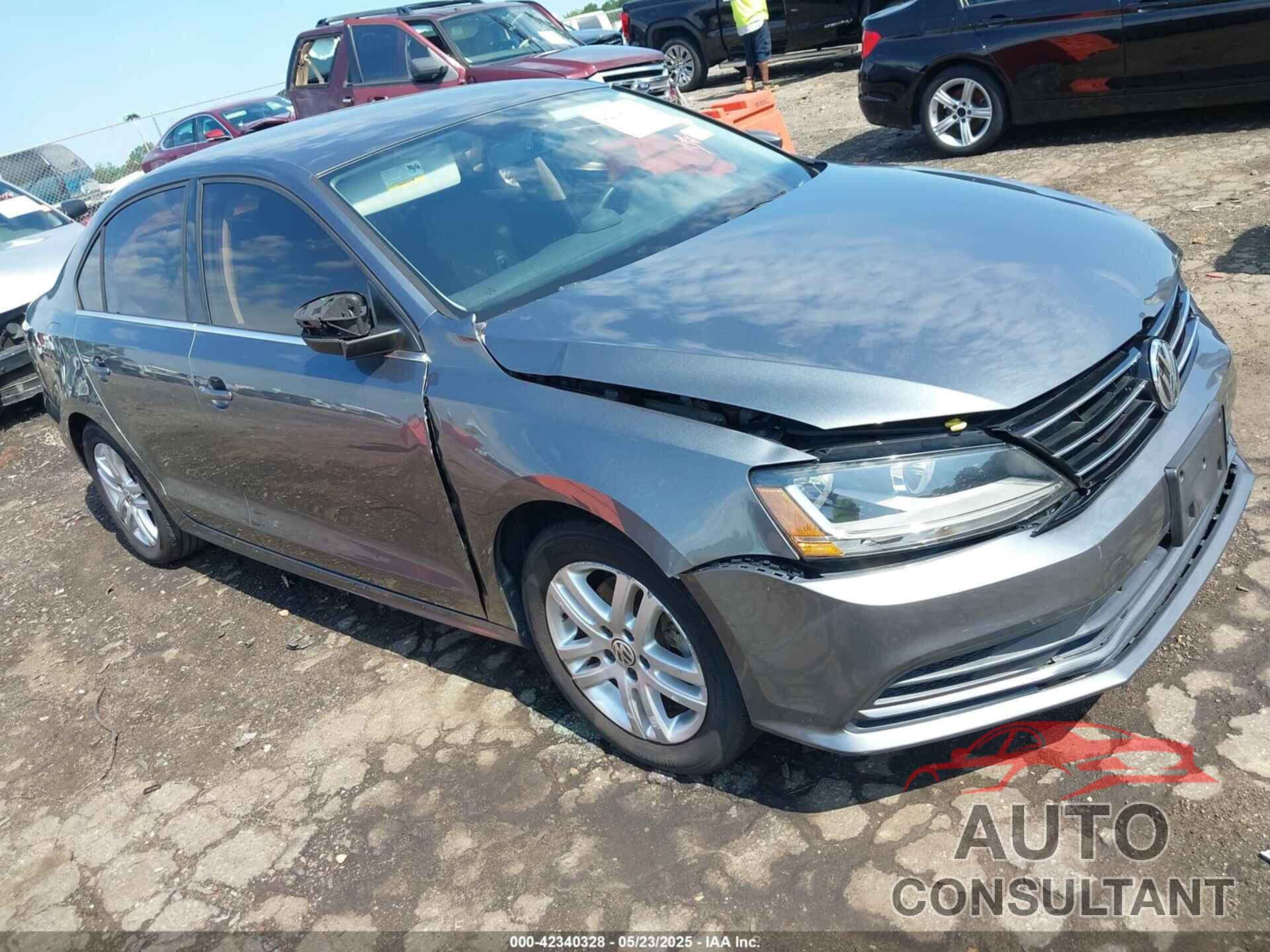 VOLKSWAGEN JETTA 2017 - 3VW2B7AJ7HM211740