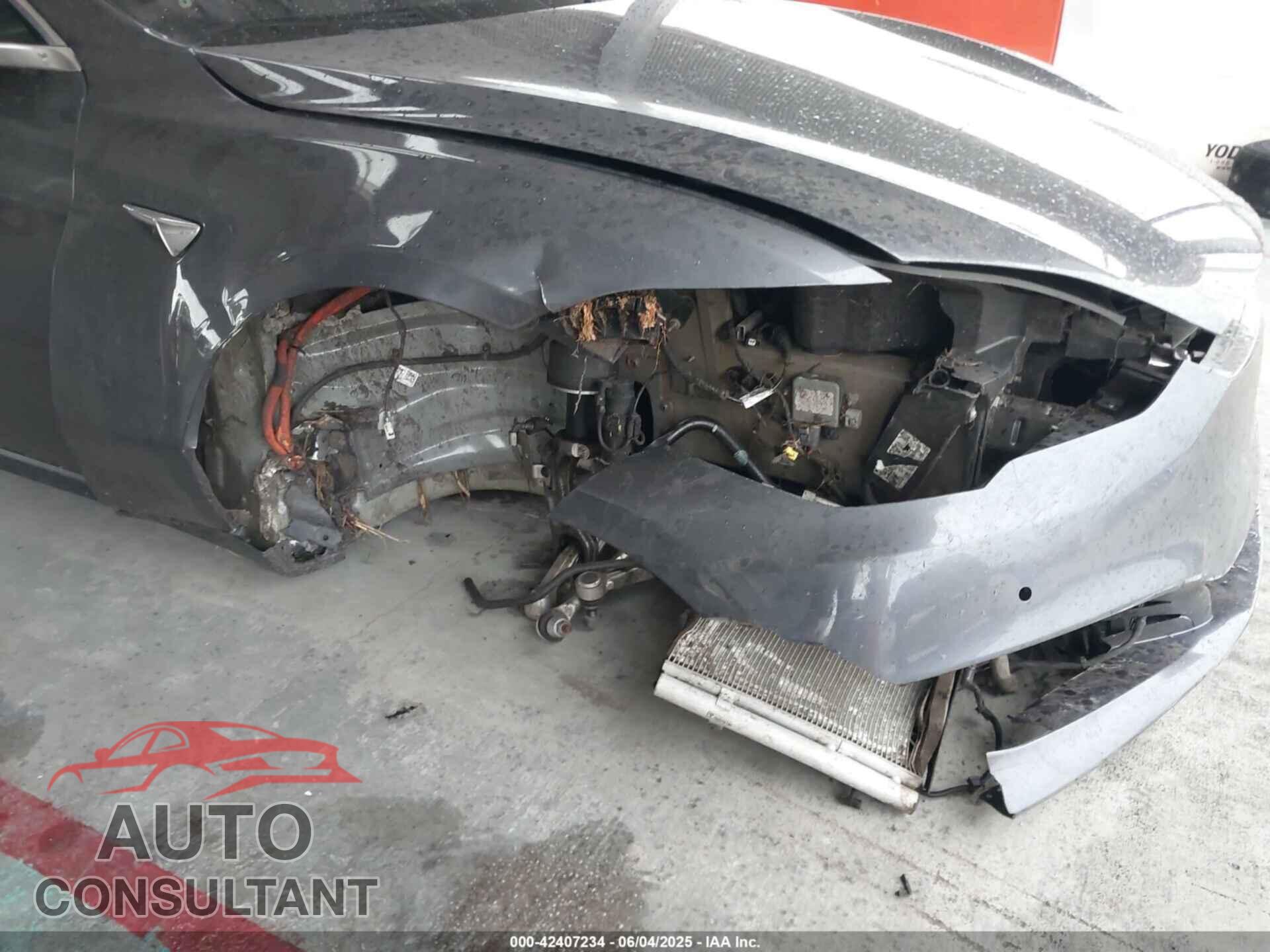 TESLA MODEL S 2021 - 5YJSA1E28MF421655