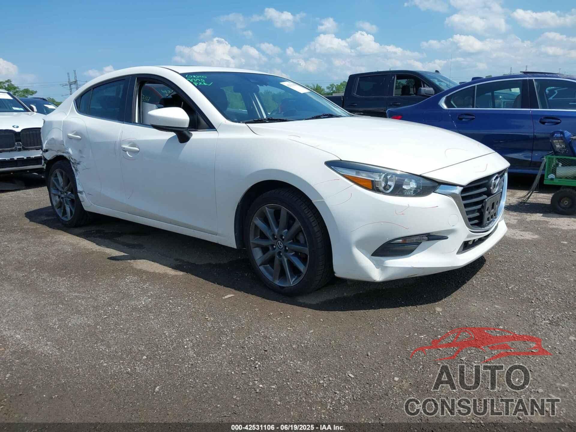 MAZDA MAZDA3 2018 - 3MZBN1V36JM188392