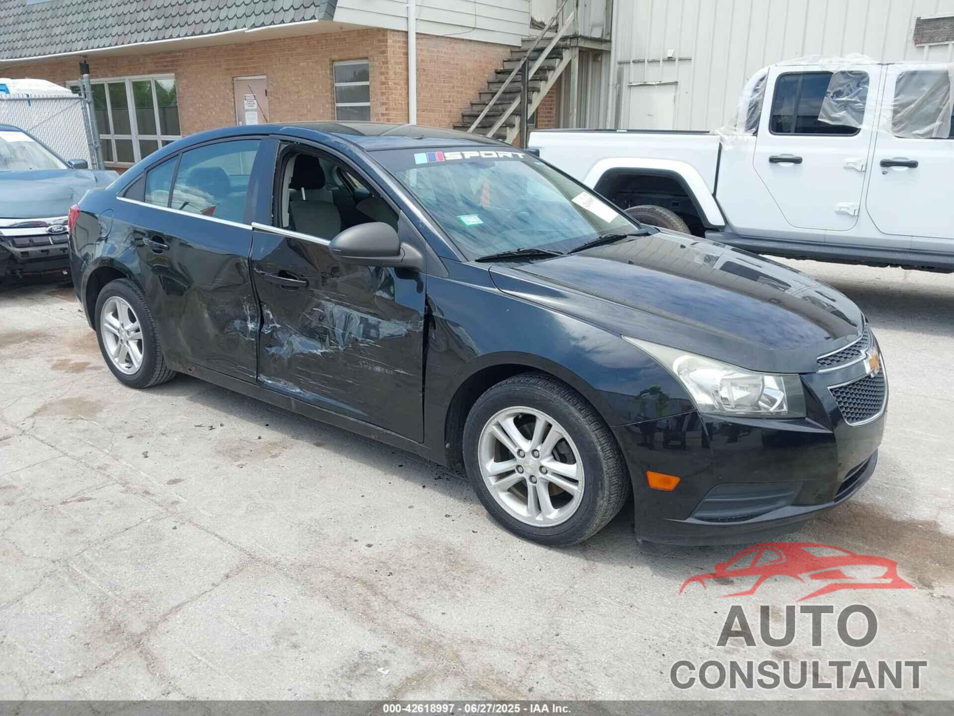 CHEVROLET CRUZE 2012 - 1G1PC5SHXC7234480