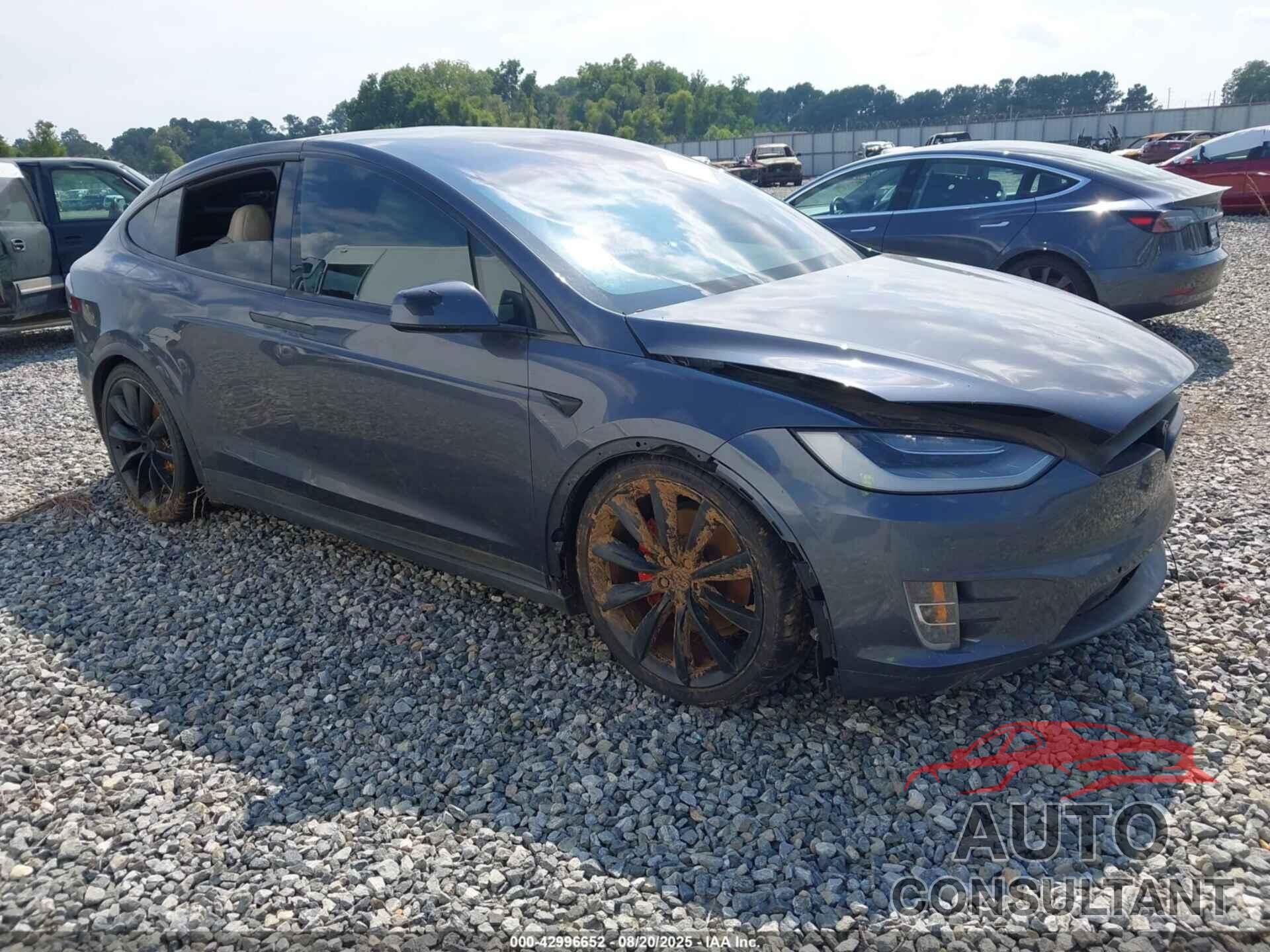 TESLA MODEL X 2020 - 5YJXCDE4XLF281576