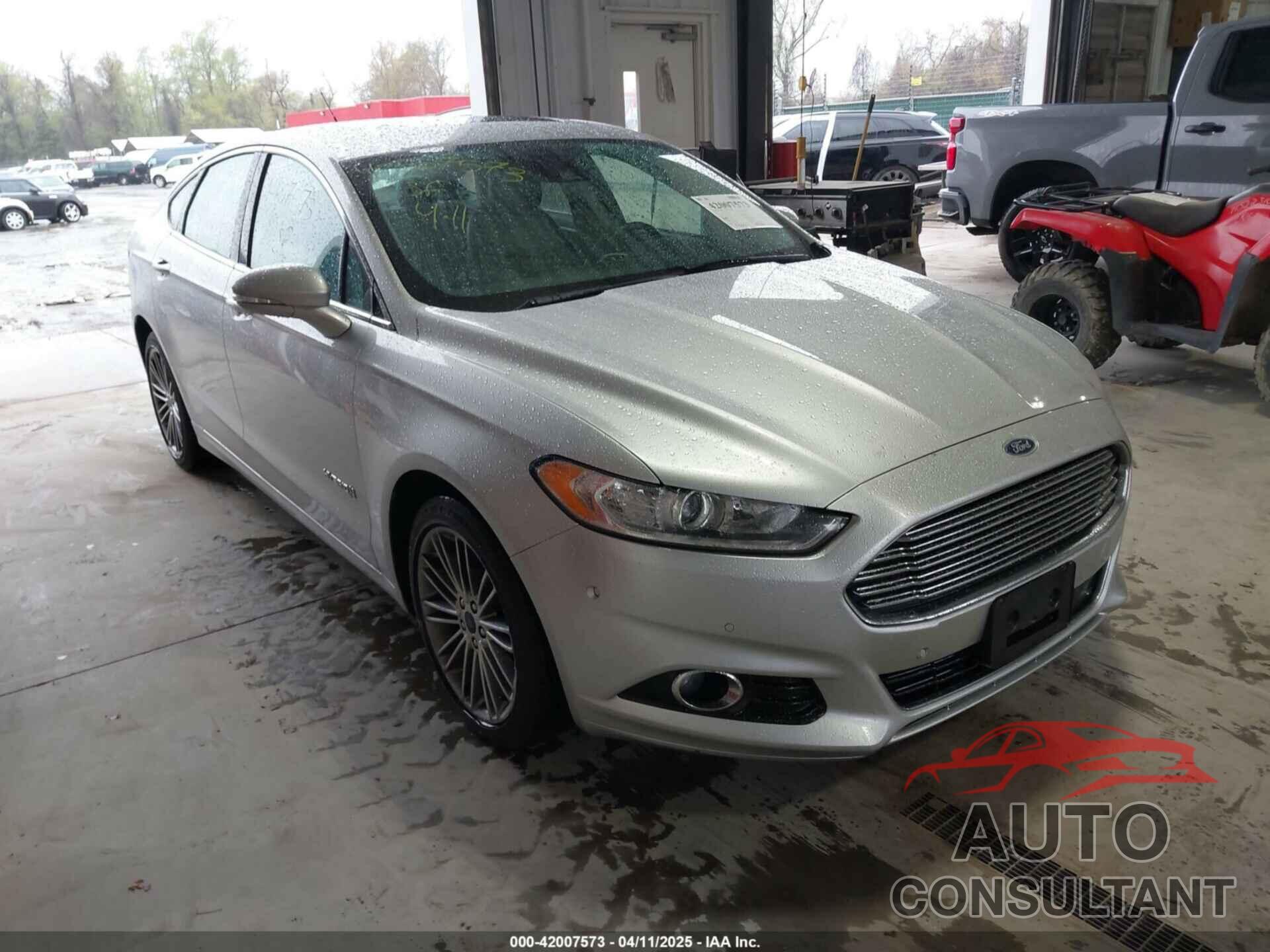FORD FUSION HYBRID 2013 - 3FA6P0LU2DR319335