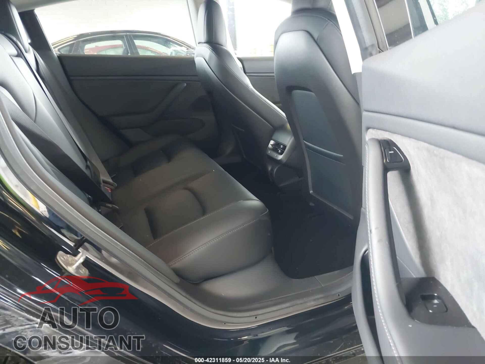 TESLA MODEL 3 2018 - 5YJ3E1EA4JF098376