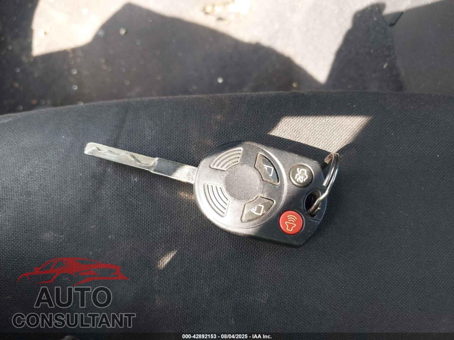 FORD FOCUS 2016 - 1FADP3E2XGL242513