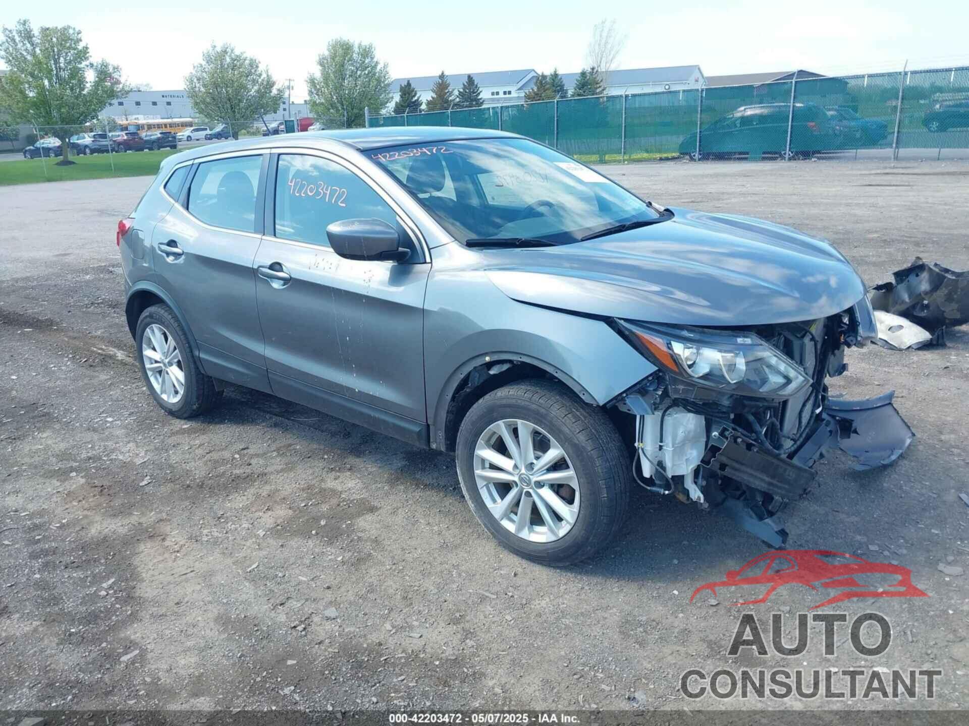NISSAN ROGUE SPORT 2017 - JN1BJ1CR7HW124655