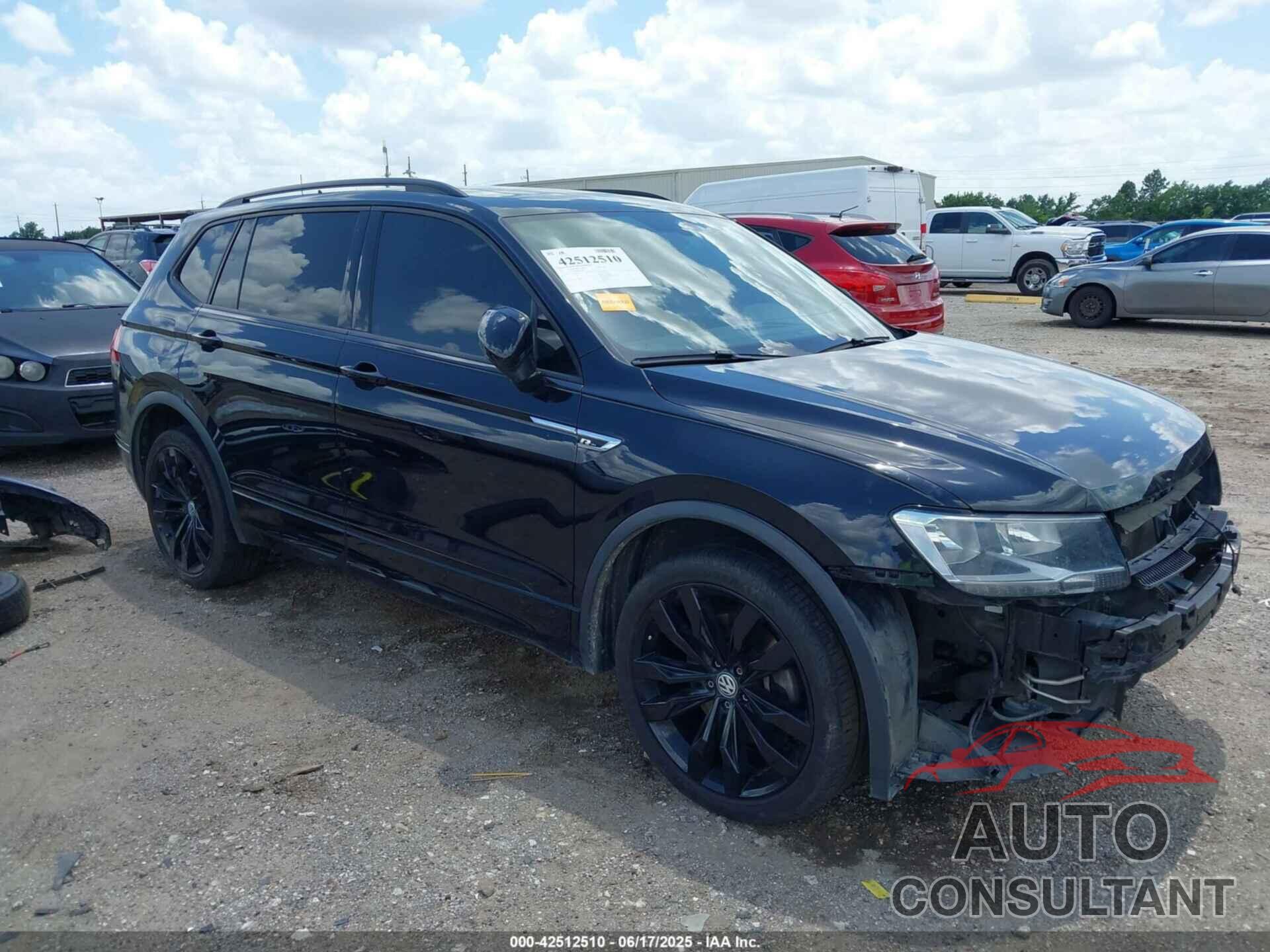 VOLKSWAGEN TIGUAN 2021 - 3VV3B7AX2MM083317
