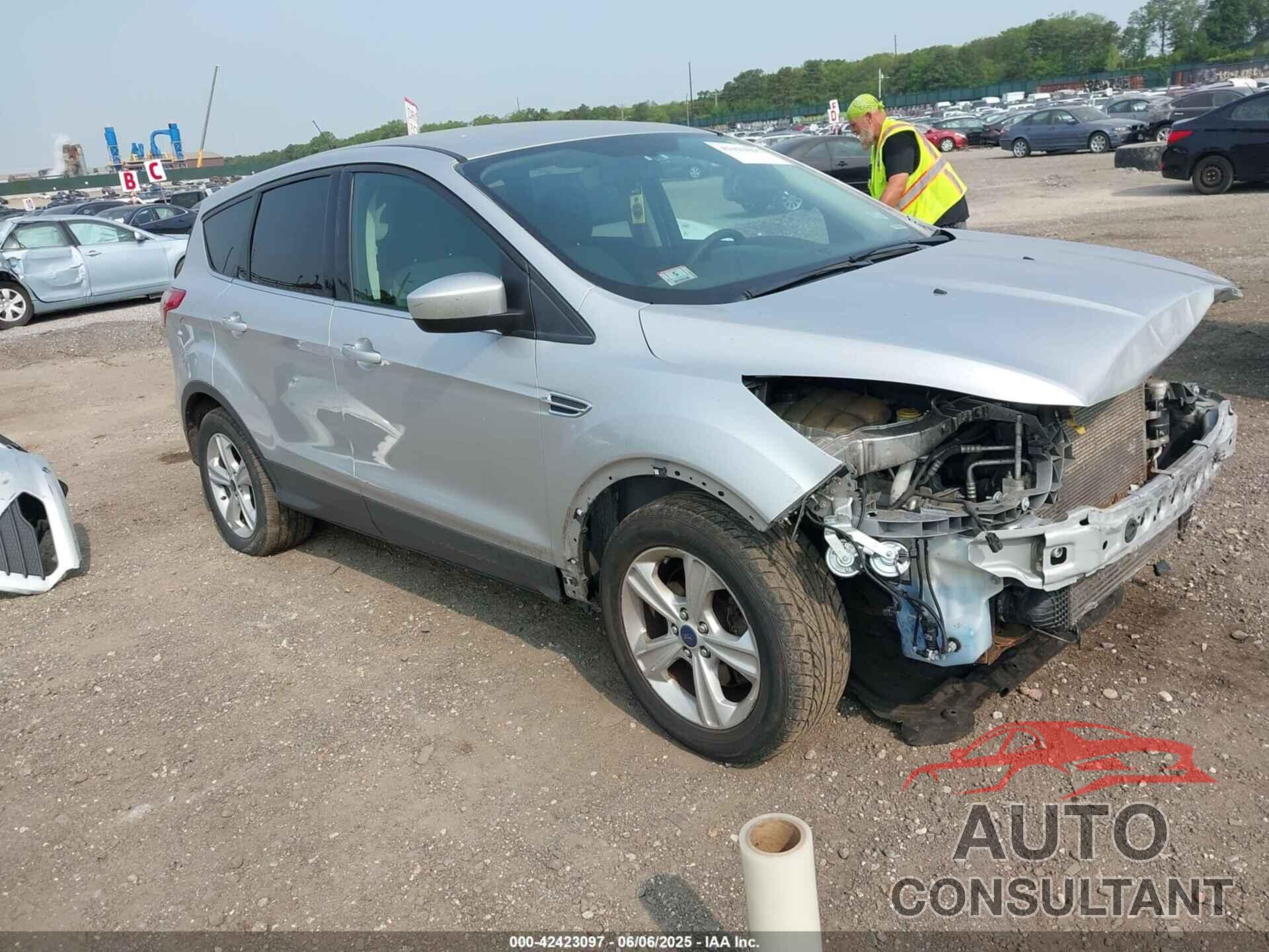 FORD ESCAPE 2015 - 1FMCU0G96FUB13552