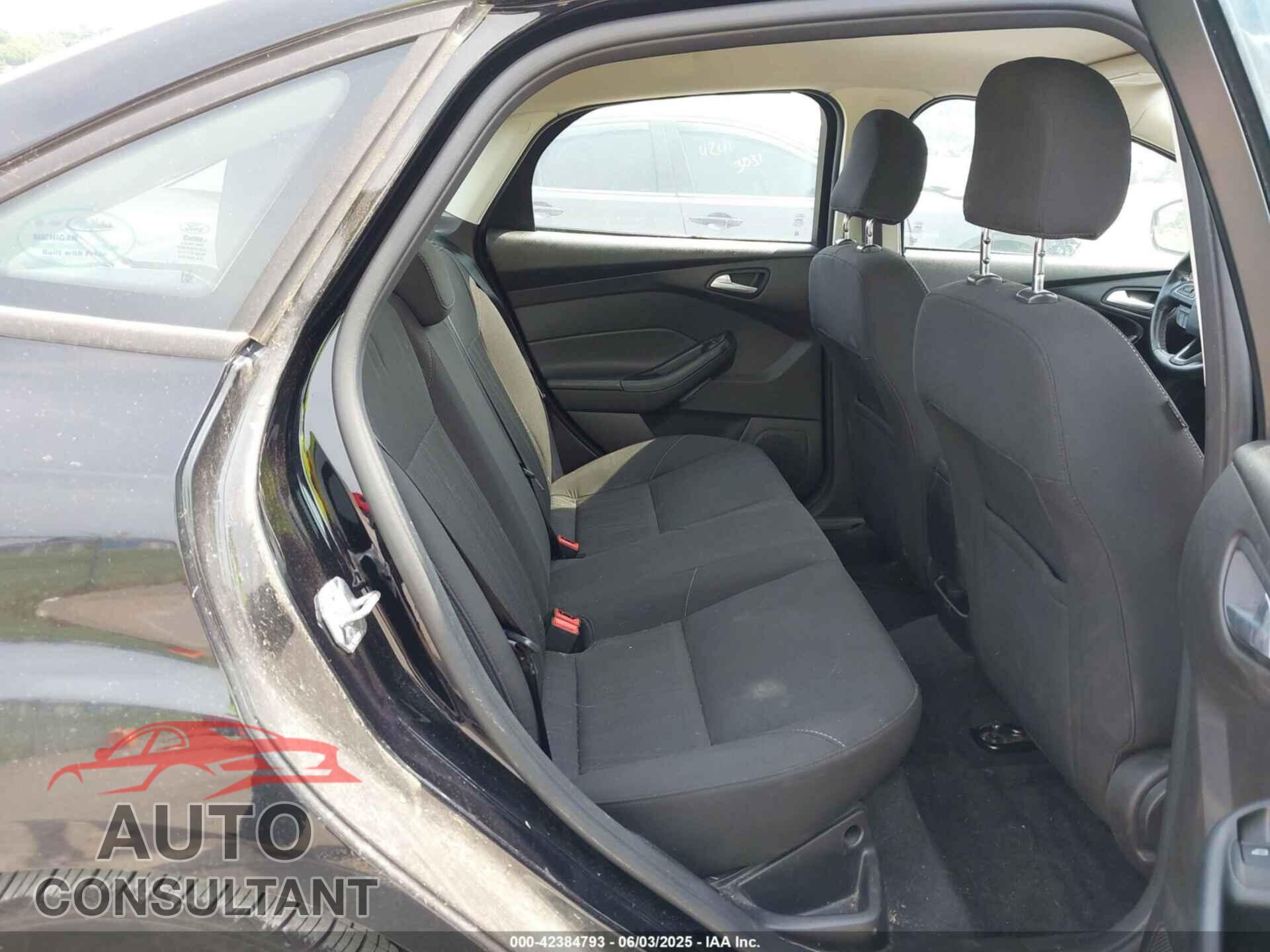 FORD FOCUS 2017 - 1FADP3F29HL205534