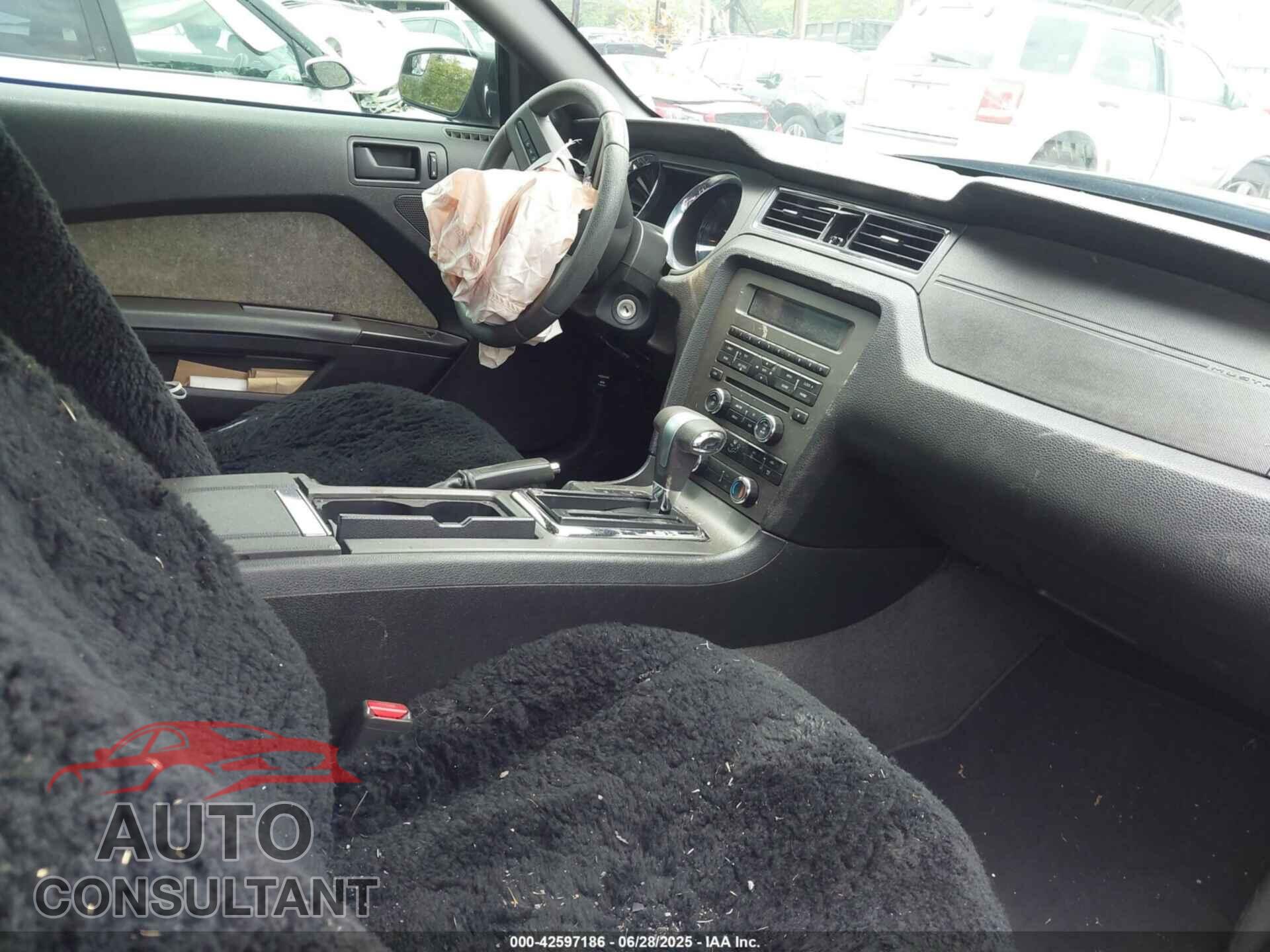 FORD MUSTANG 2012 - 1ZVBP8AM2C5263843