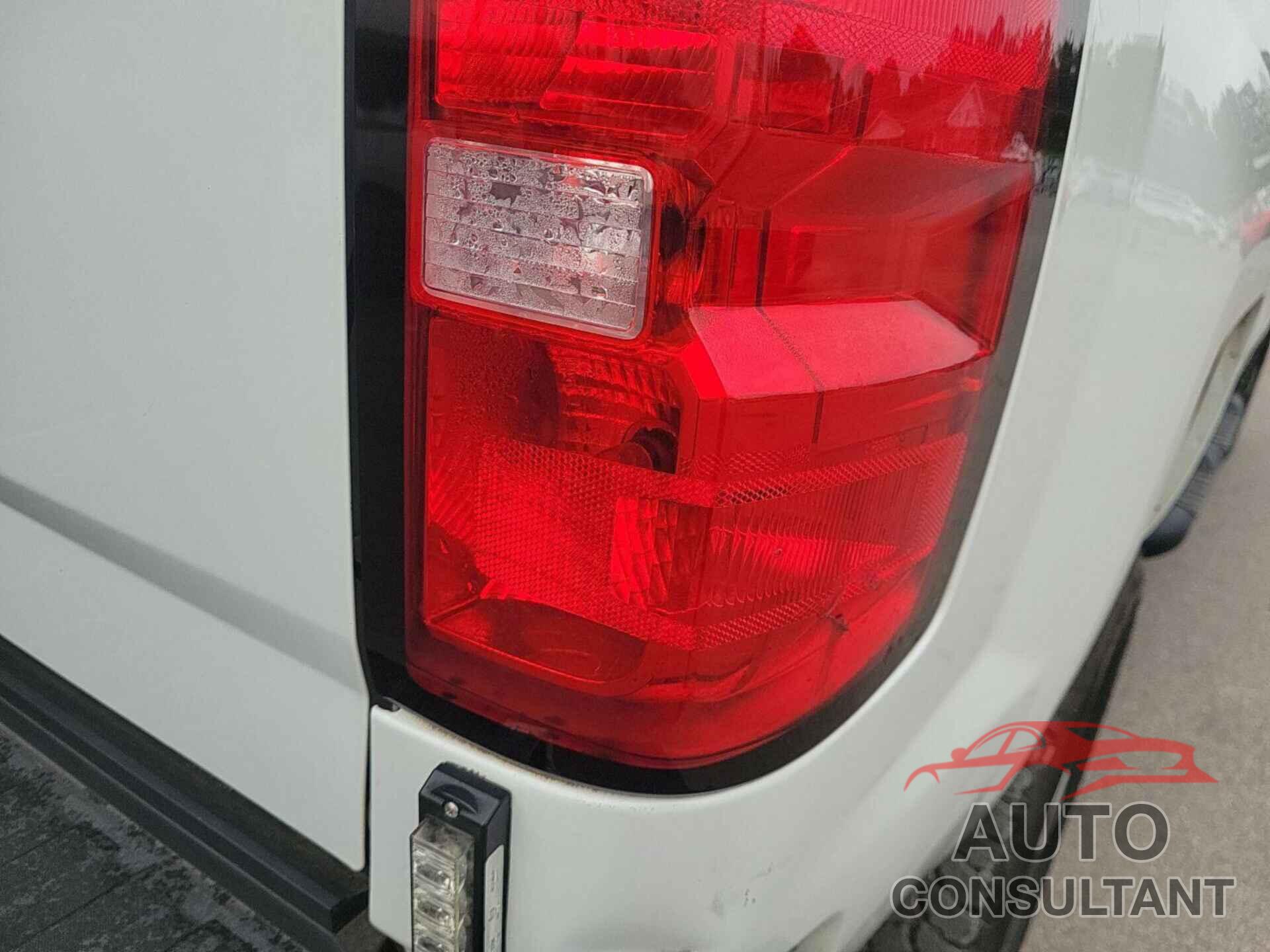 CHEVROLET SILVERADO 2019 - 2GC2KREG2K1184099