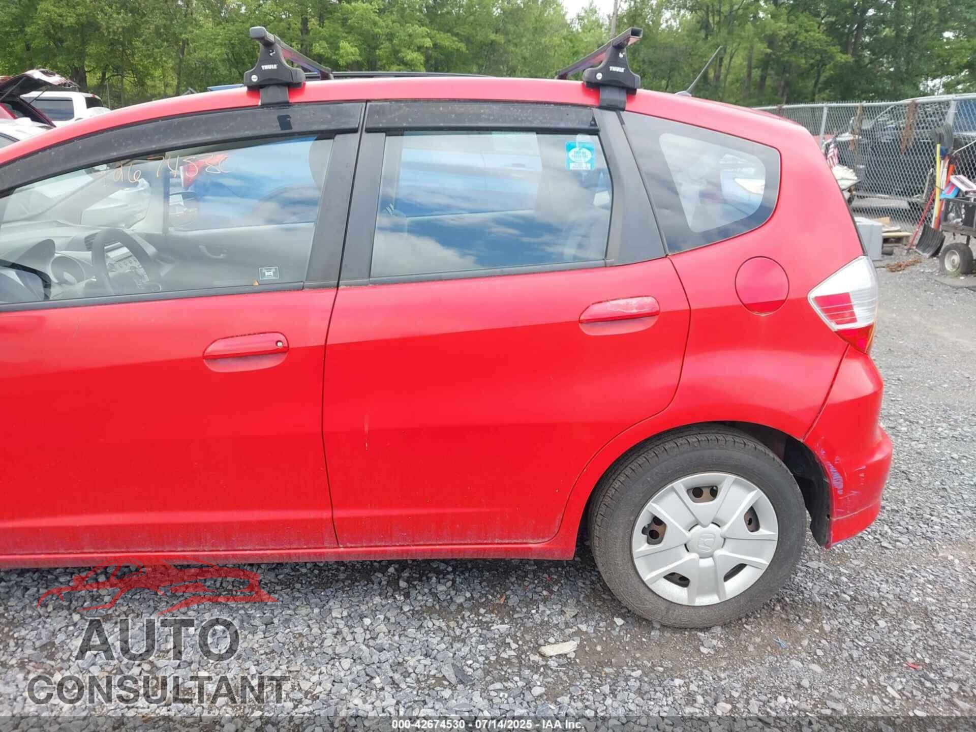 HONDA FIT 2013 - JHMGE8H36DC007793