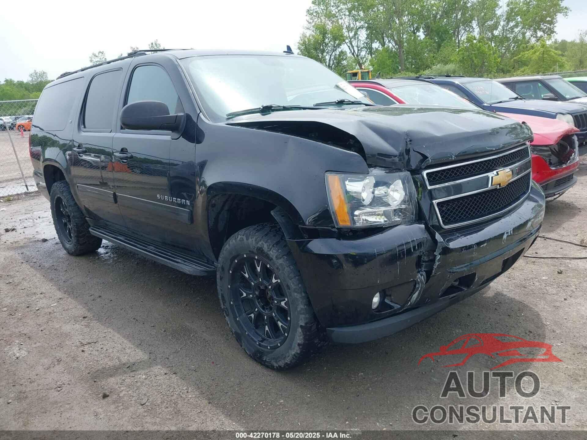CHEVROLET SUBURBAN 1500 2012 - 1GNSKJE75CR189265